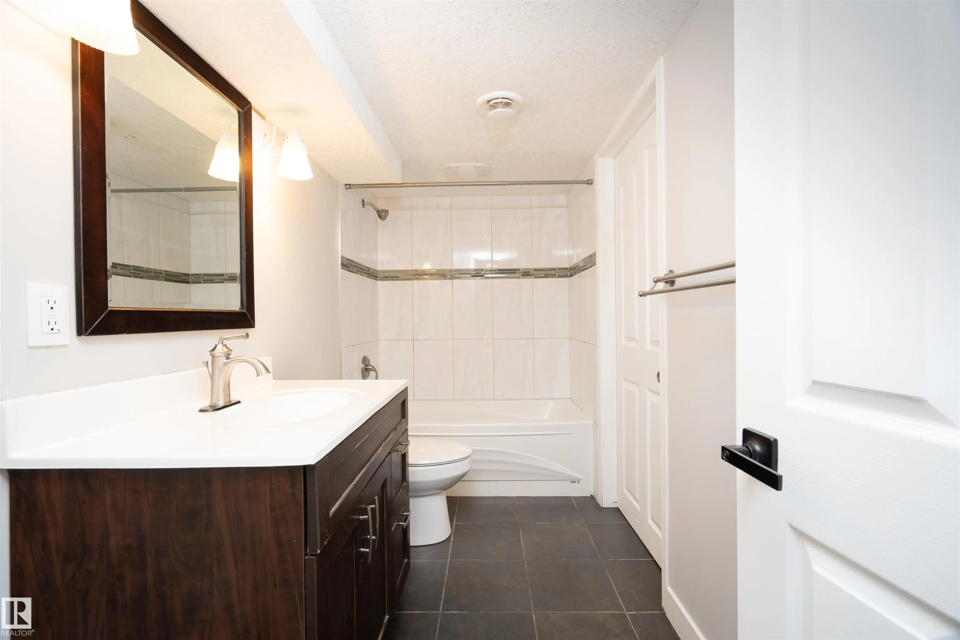 21 Donnely Terrace