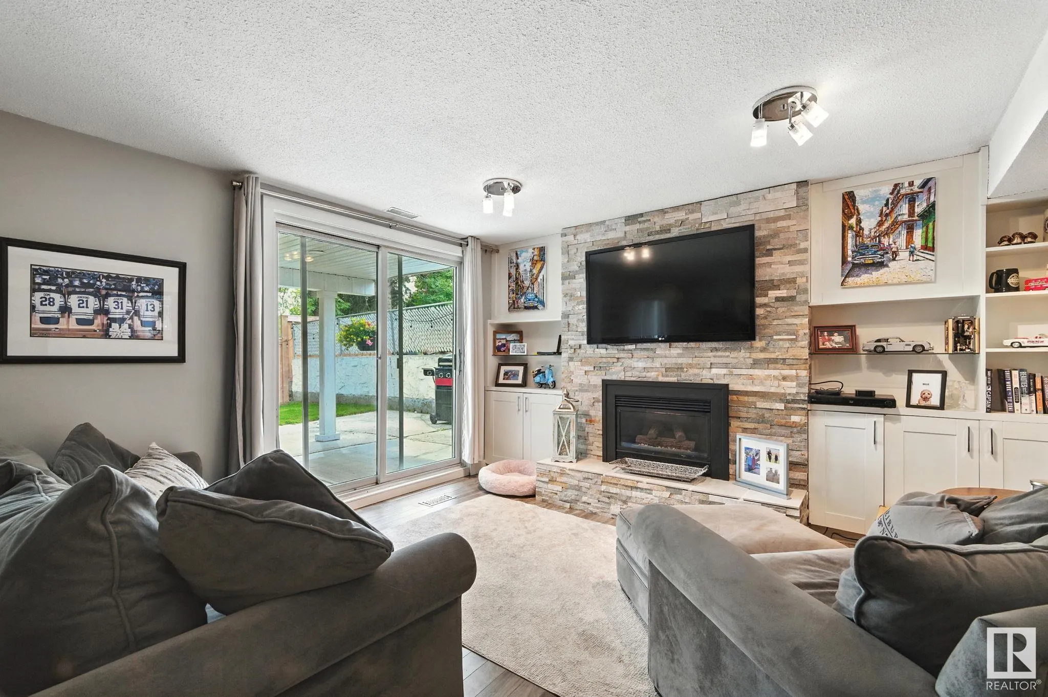 36 GLENWOOD Crescent