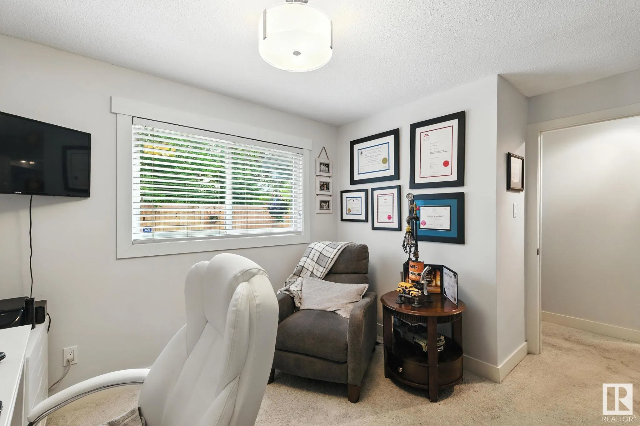 36 GLENWOOD Crescent