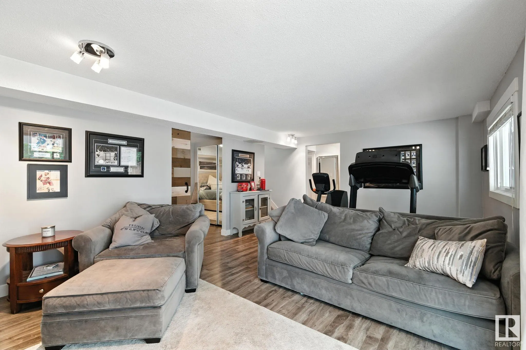 36 GLENWOOD Crescent