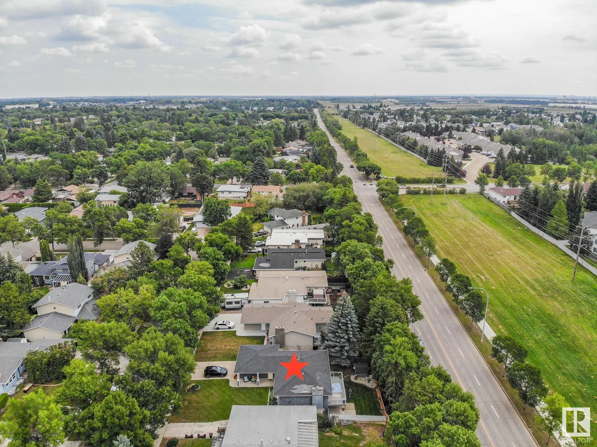 36 GLENWOOD Crescent