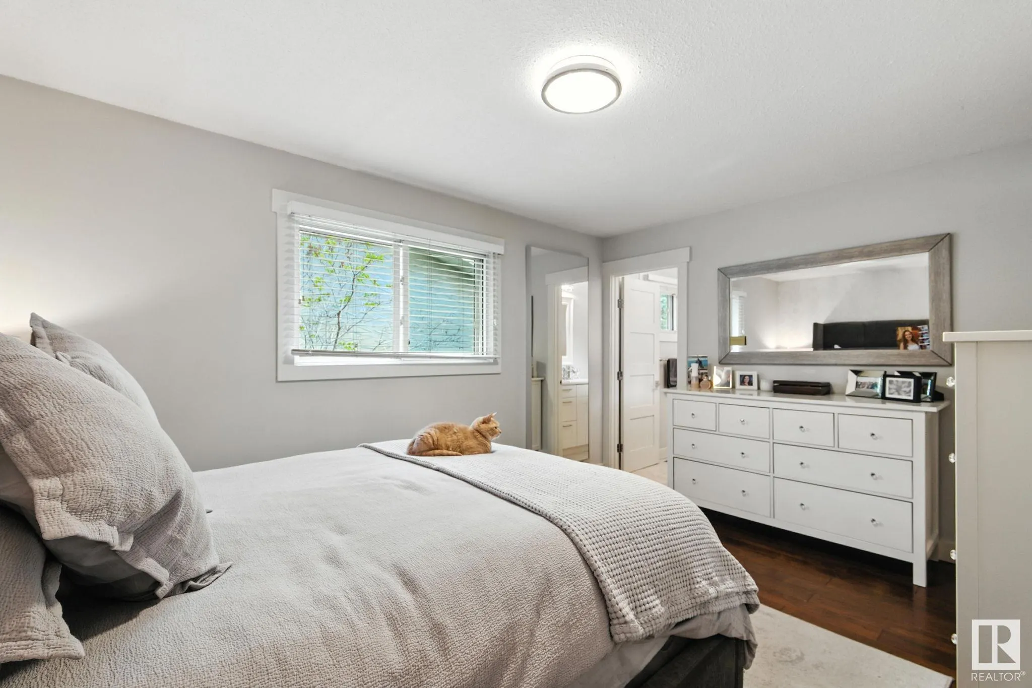 36 GLENWOOD Crescent