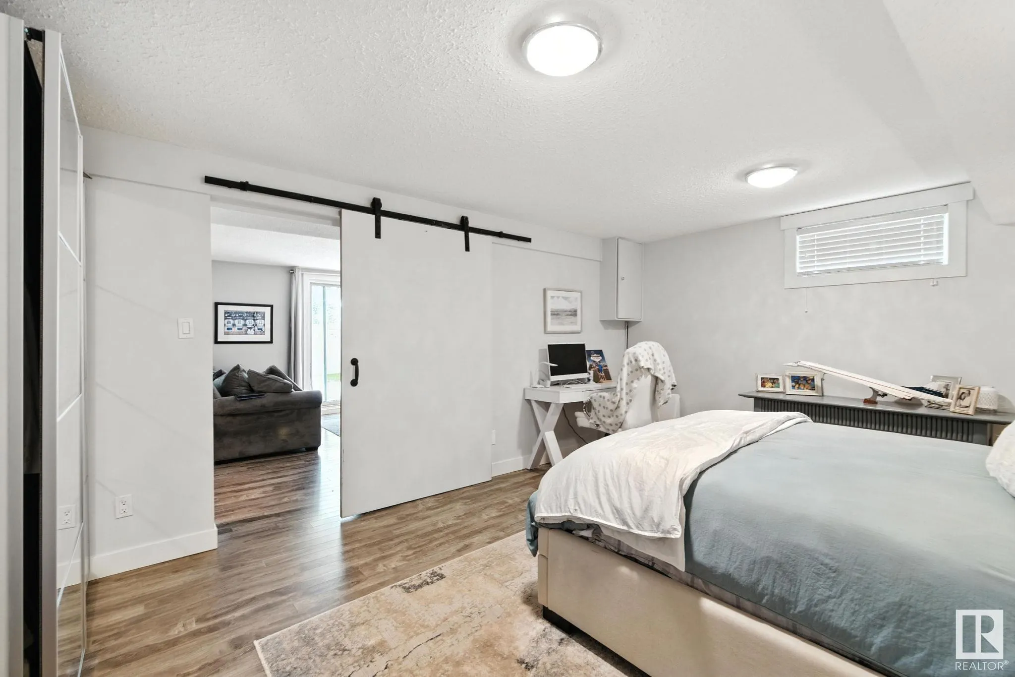 36 GLENWOOD Crescent