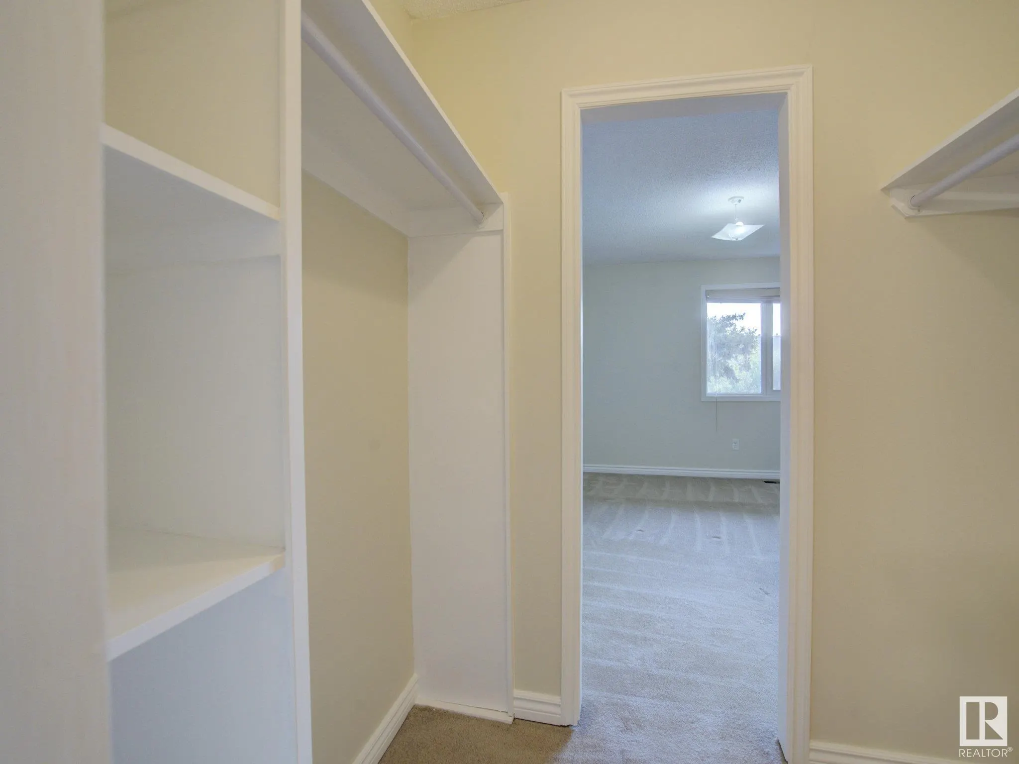 304 41 Akins Drive