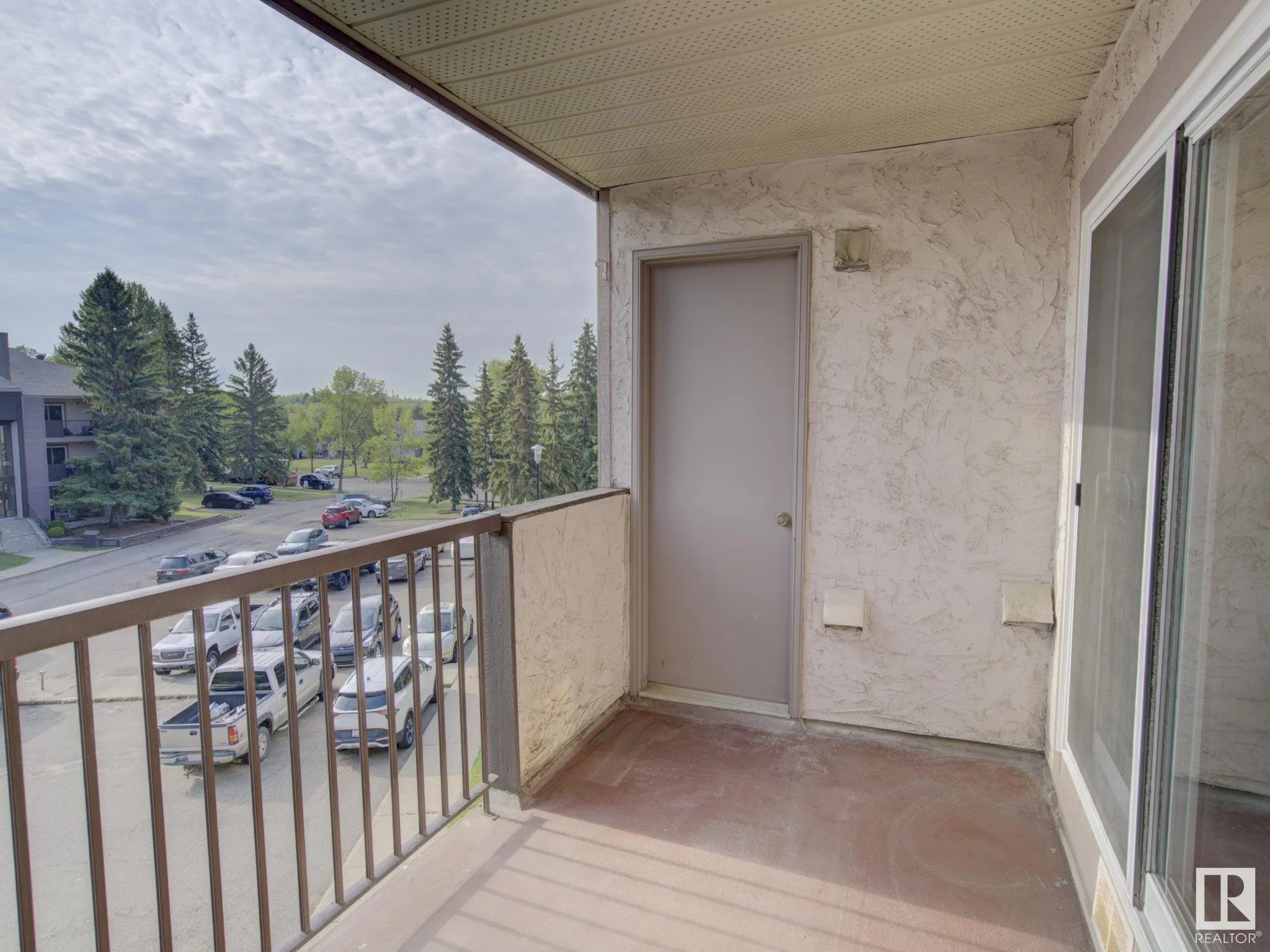 304 41 Akins Drive