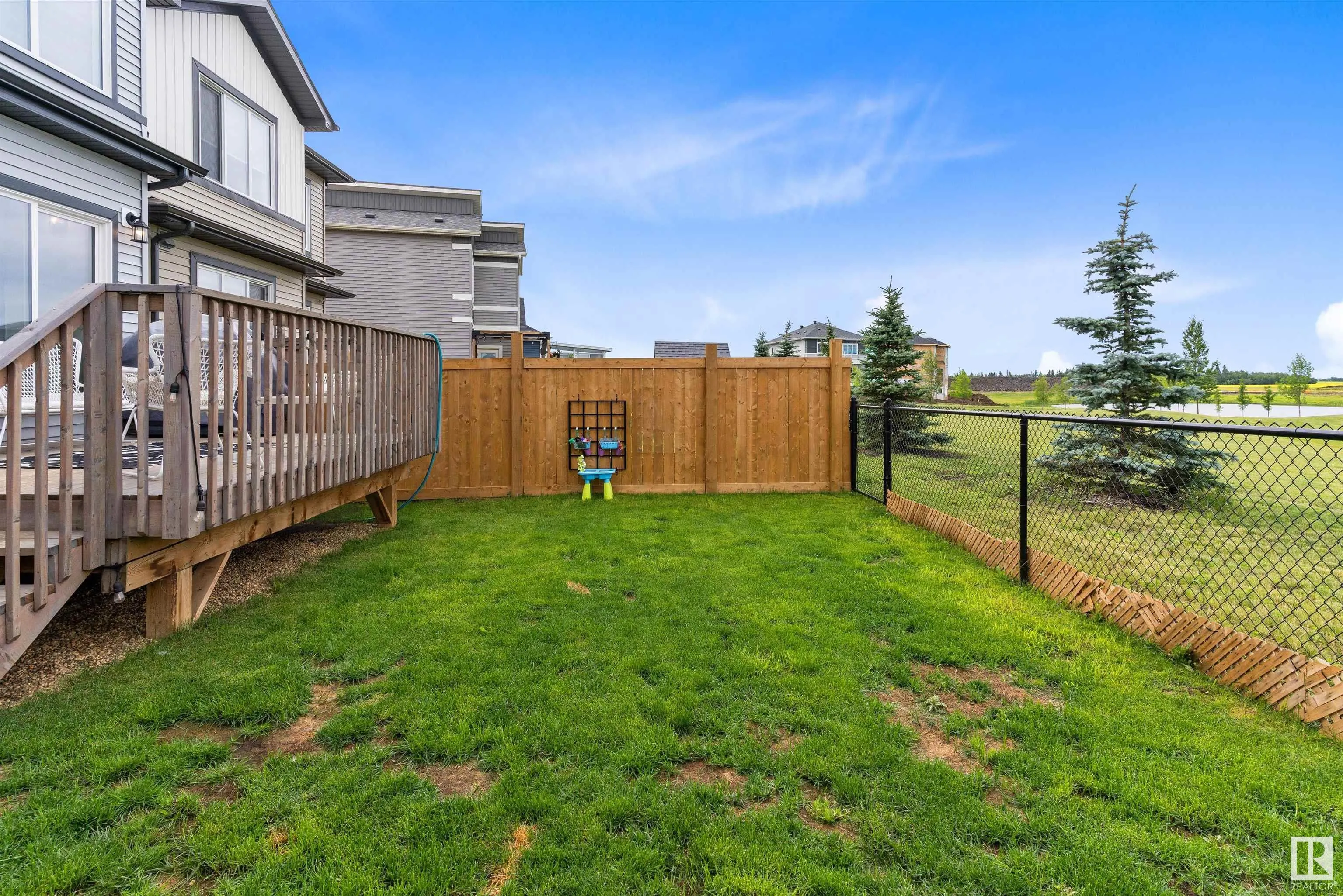 1028 BERG Place
