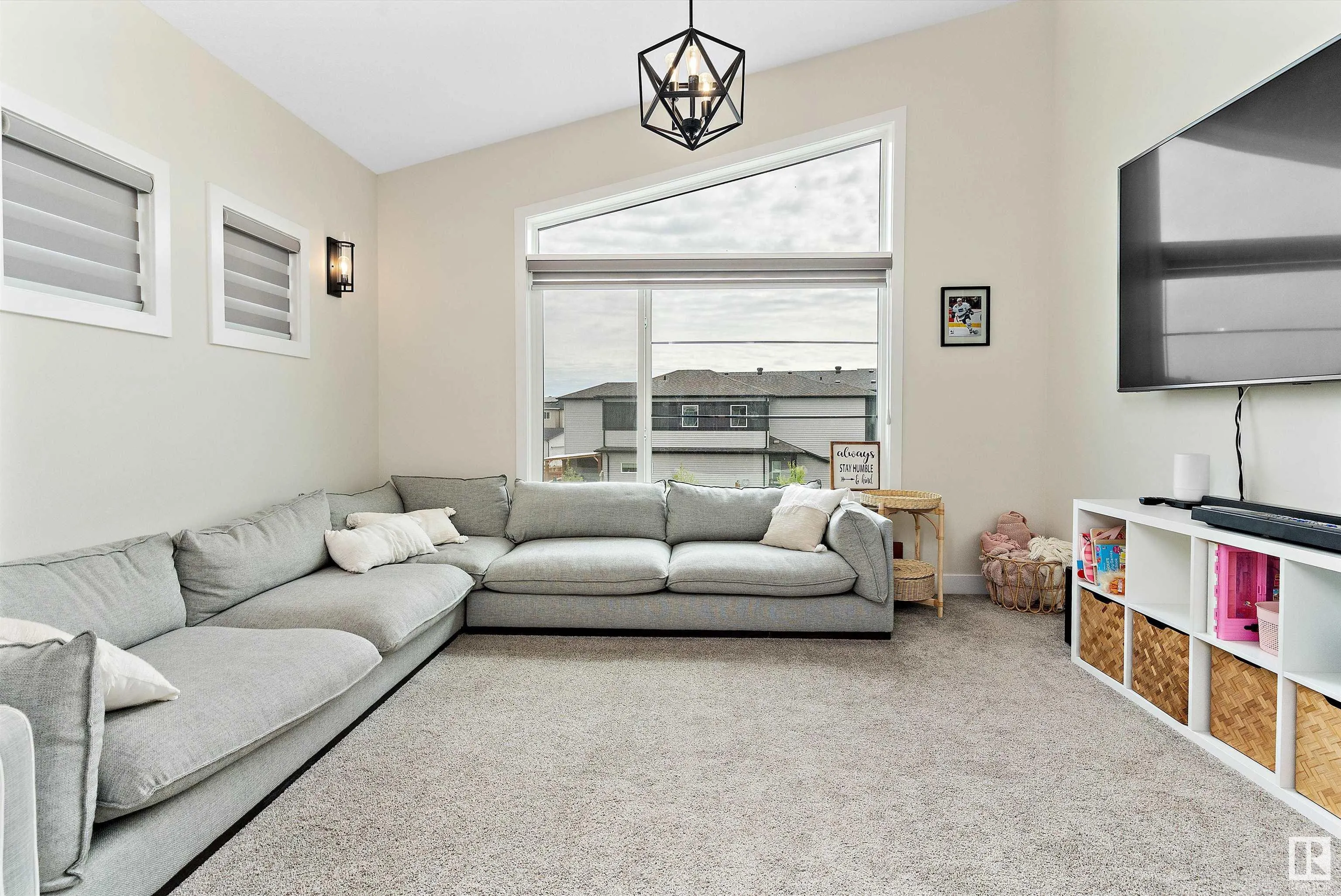 1028 BERG Place