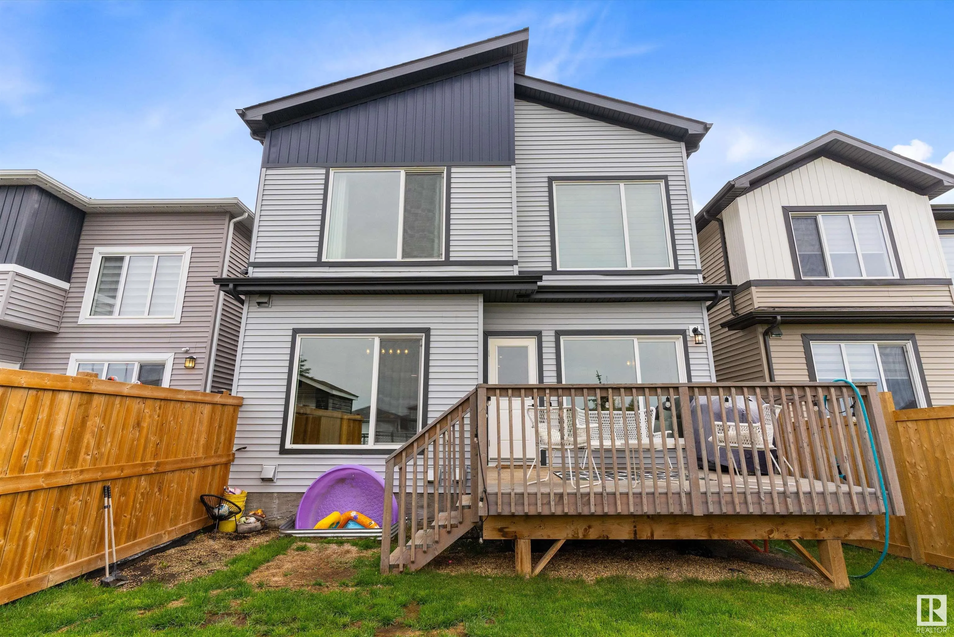 1028 BERG Place