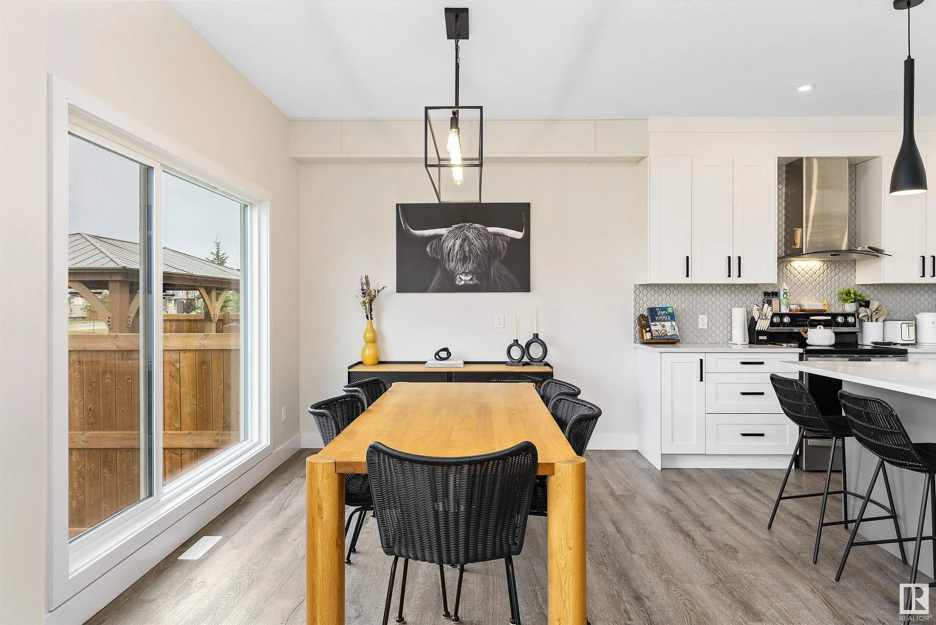 1028 BERG Place