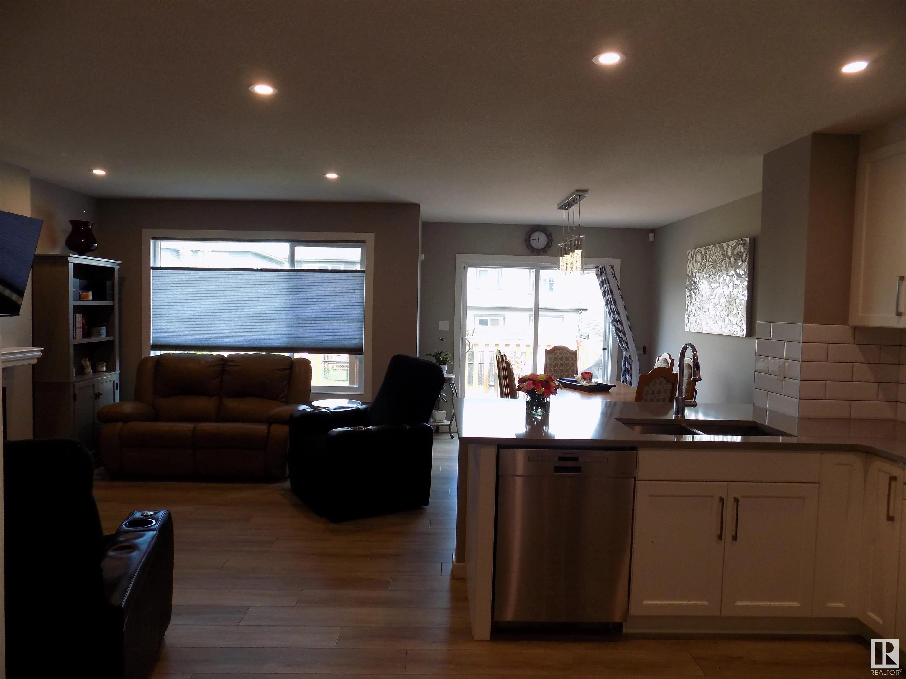244 LARCH CRESCENT