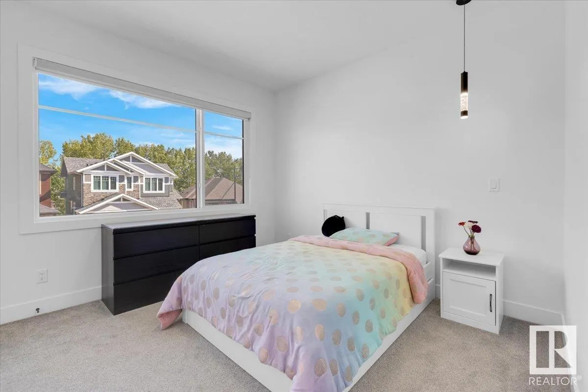 5611 Cautley Cove