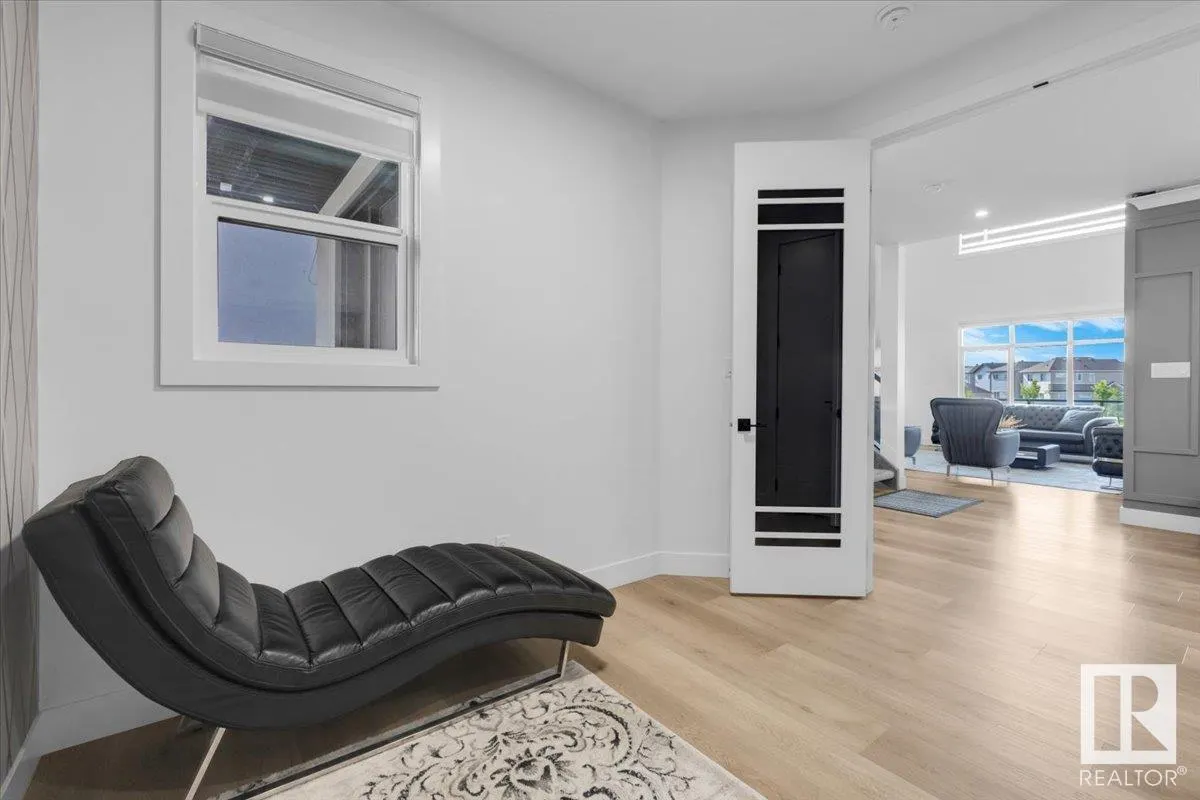 5611 Cautley Cove