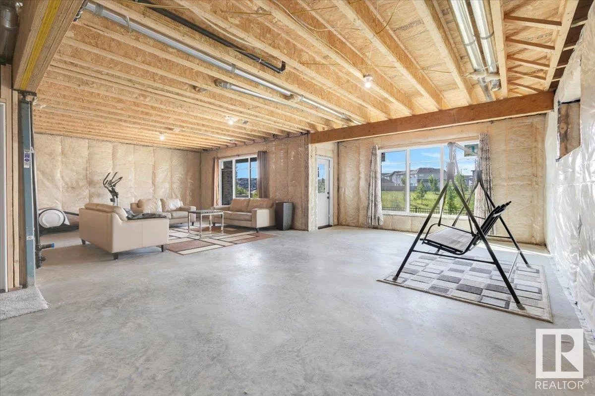 5611 Cautley Cove