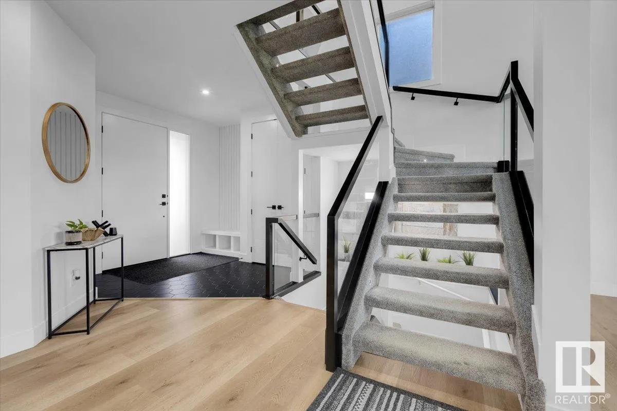 5611 Cautley Cove