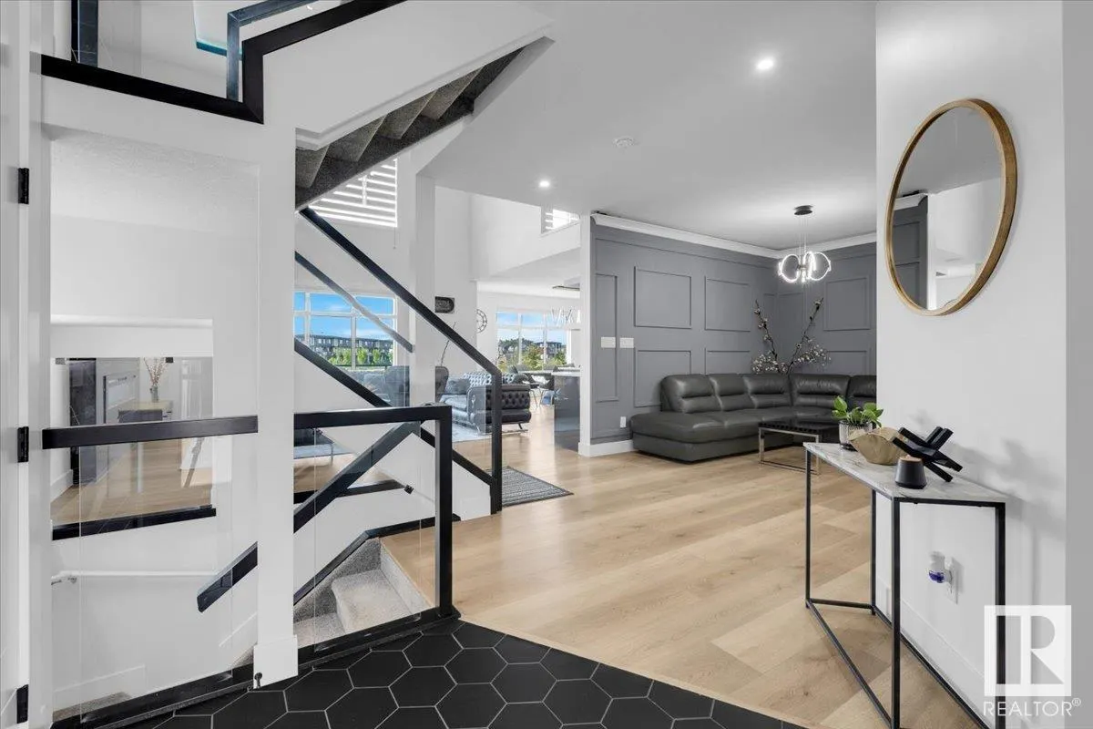 5611 Cautley Cove