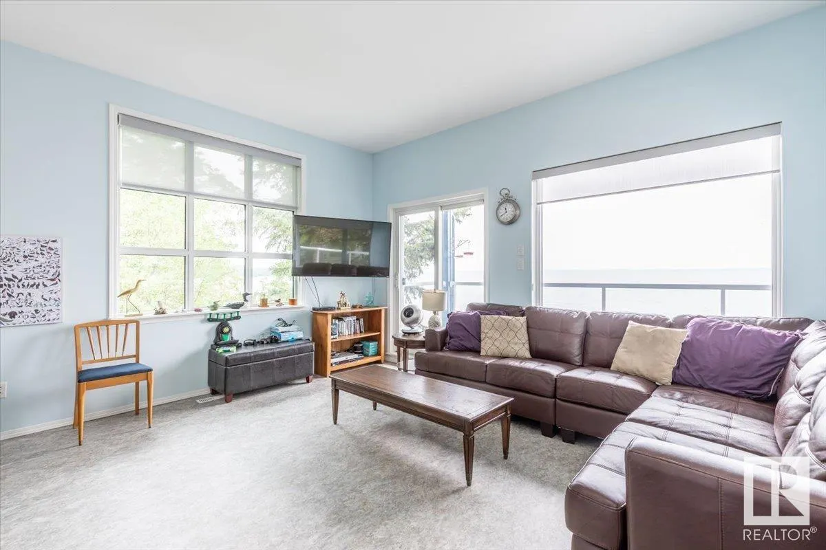 239 Lakeshore Drive