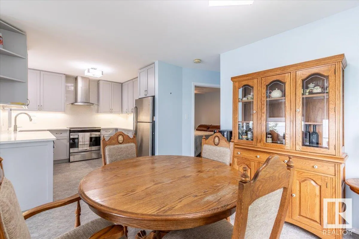 239 Lakeshore Drive