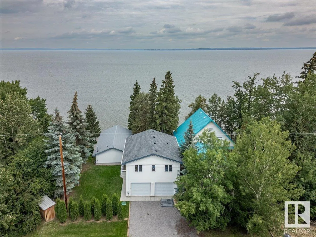 239 Lakeshore Drive