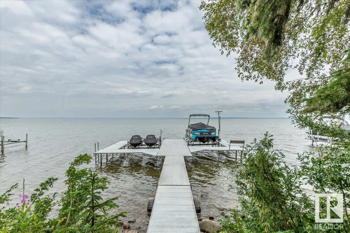 239 Lakeshore Drive