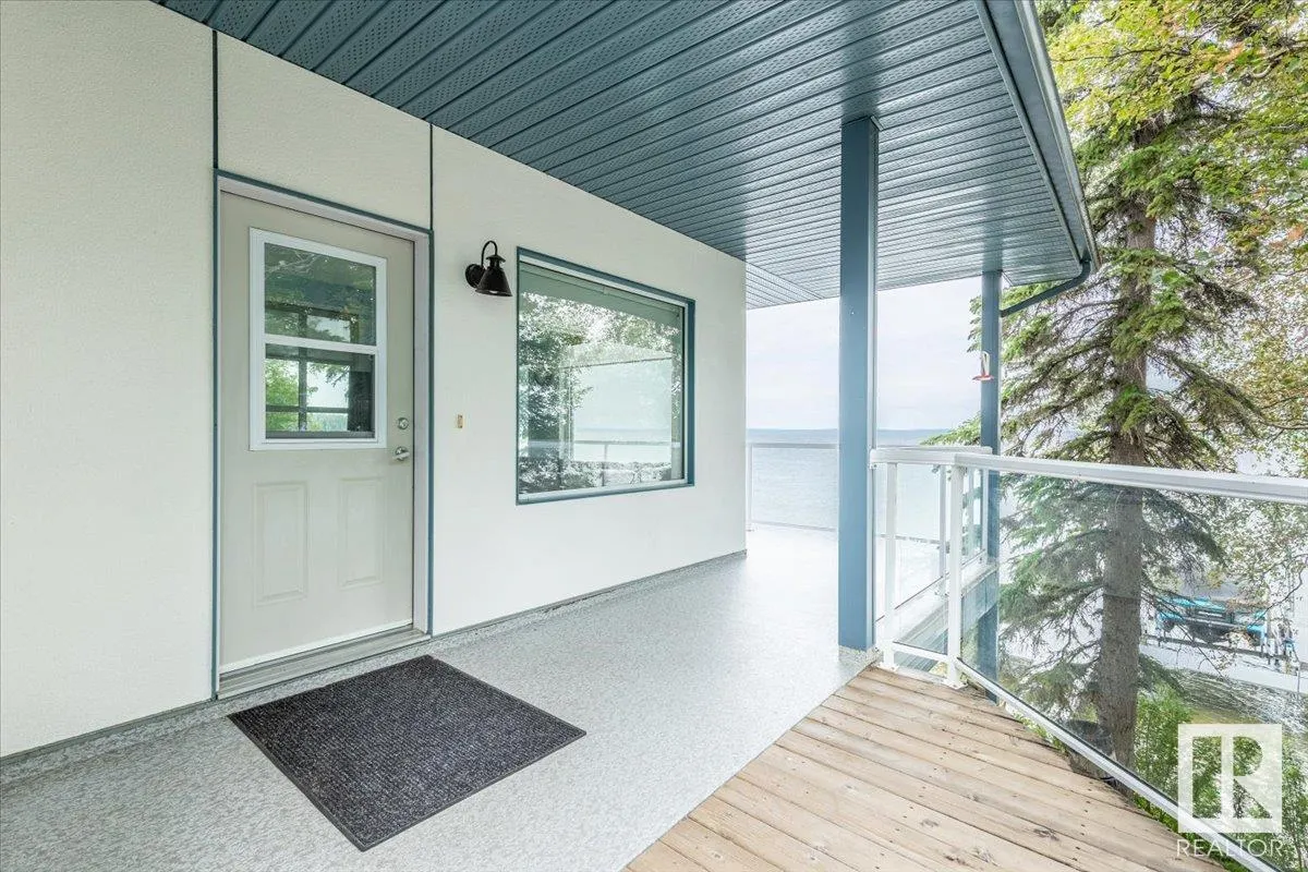 239 Lakeshore Drive