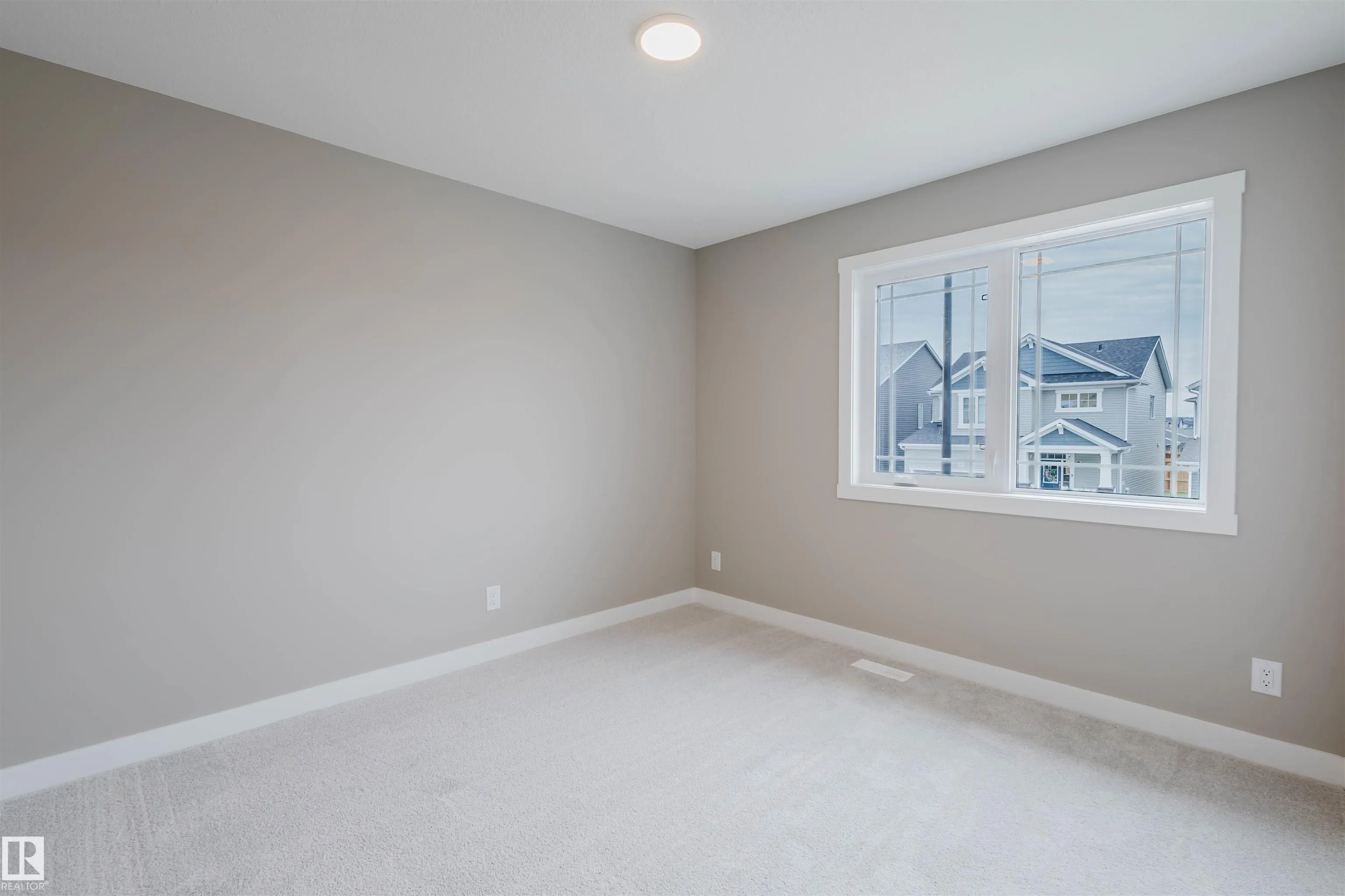 1133 Crestview Terrace