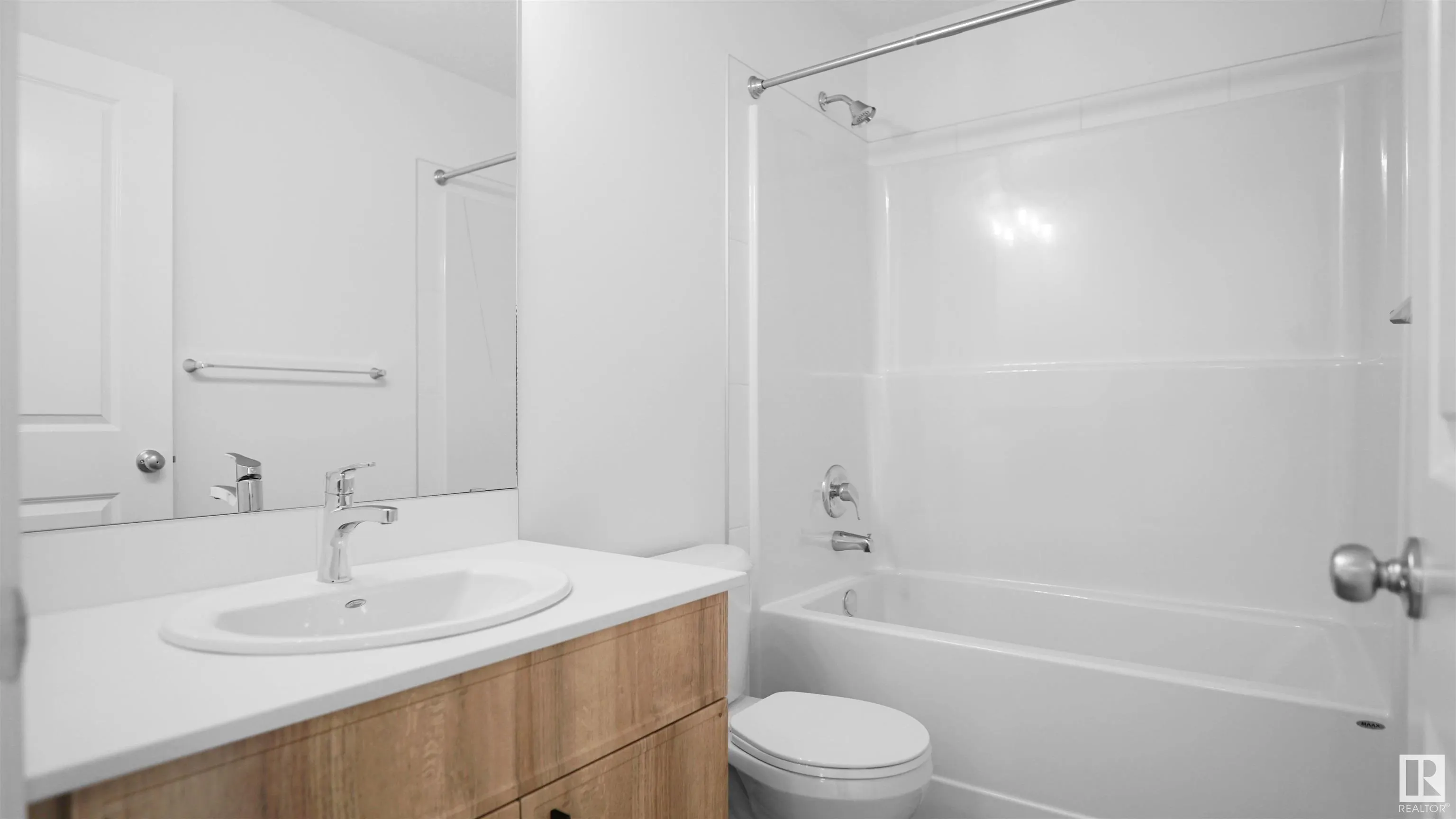 248 Savoy Crescent