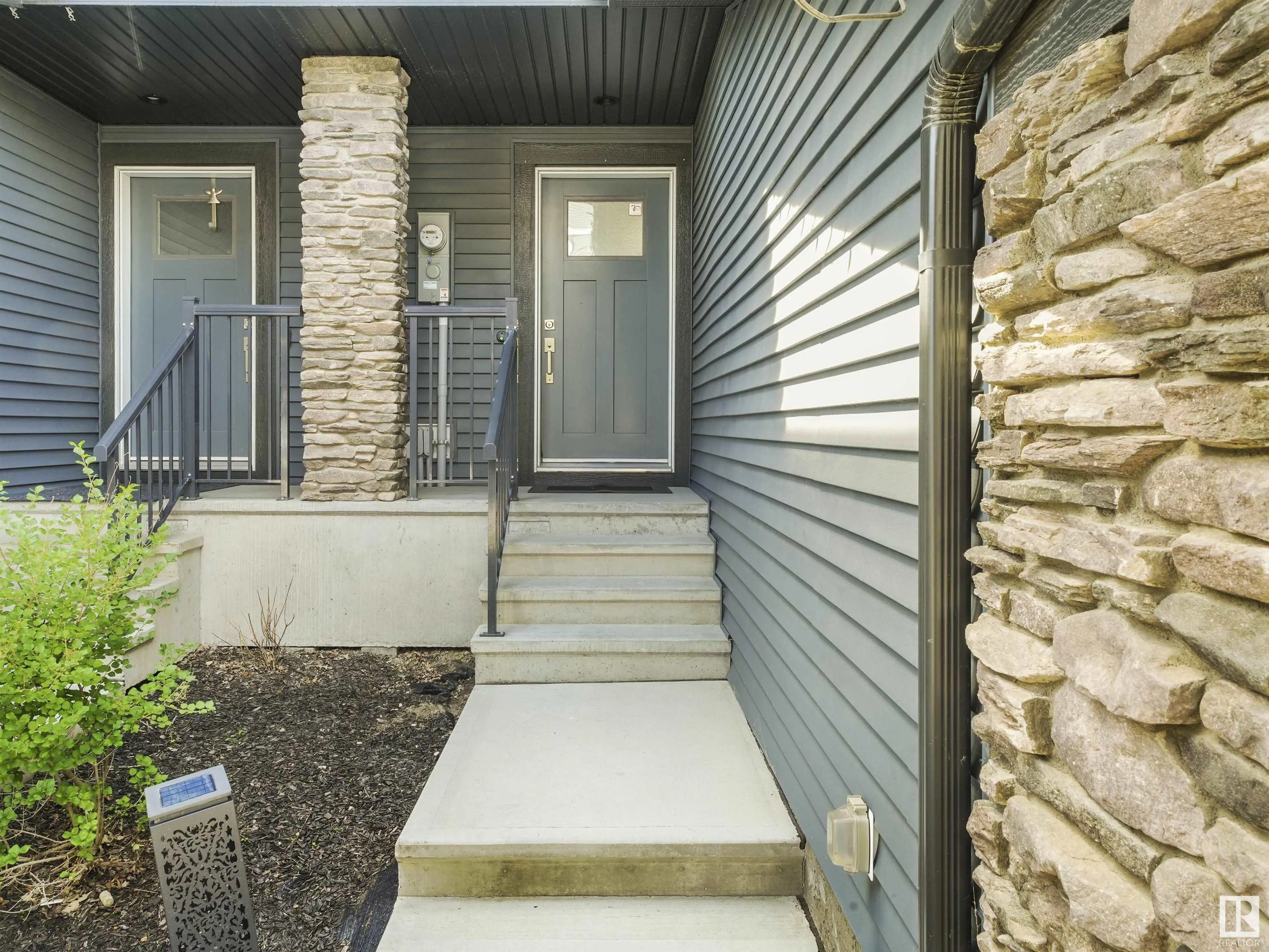 1815 KEENE Crescent