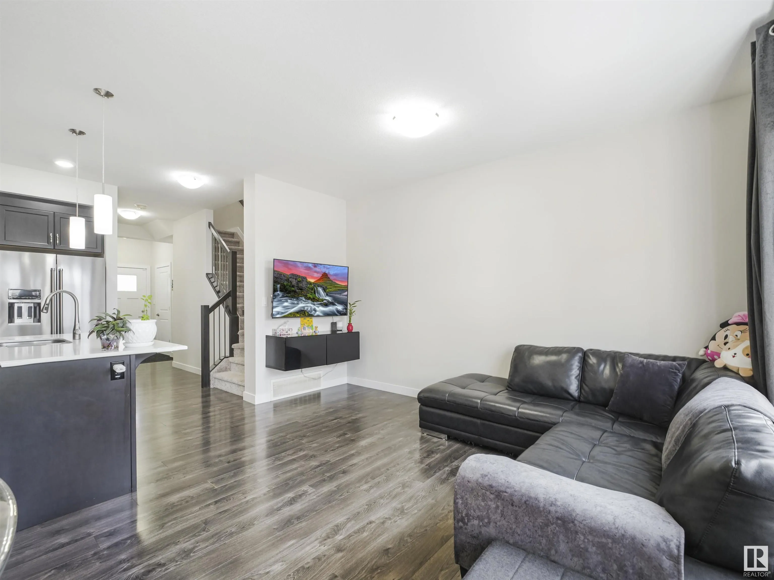 1815 KEENE Crescent