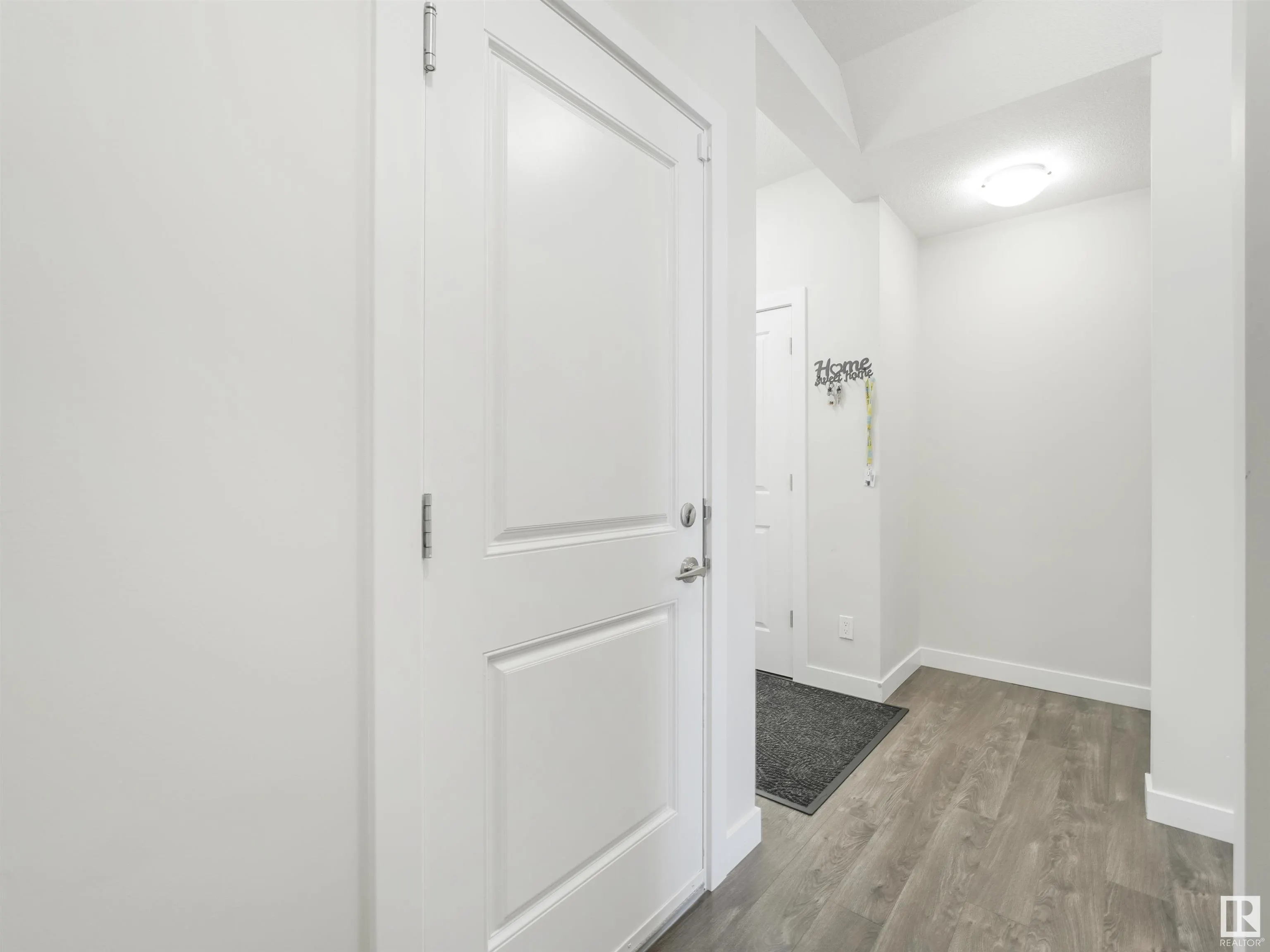 1815 KEENE Crescent