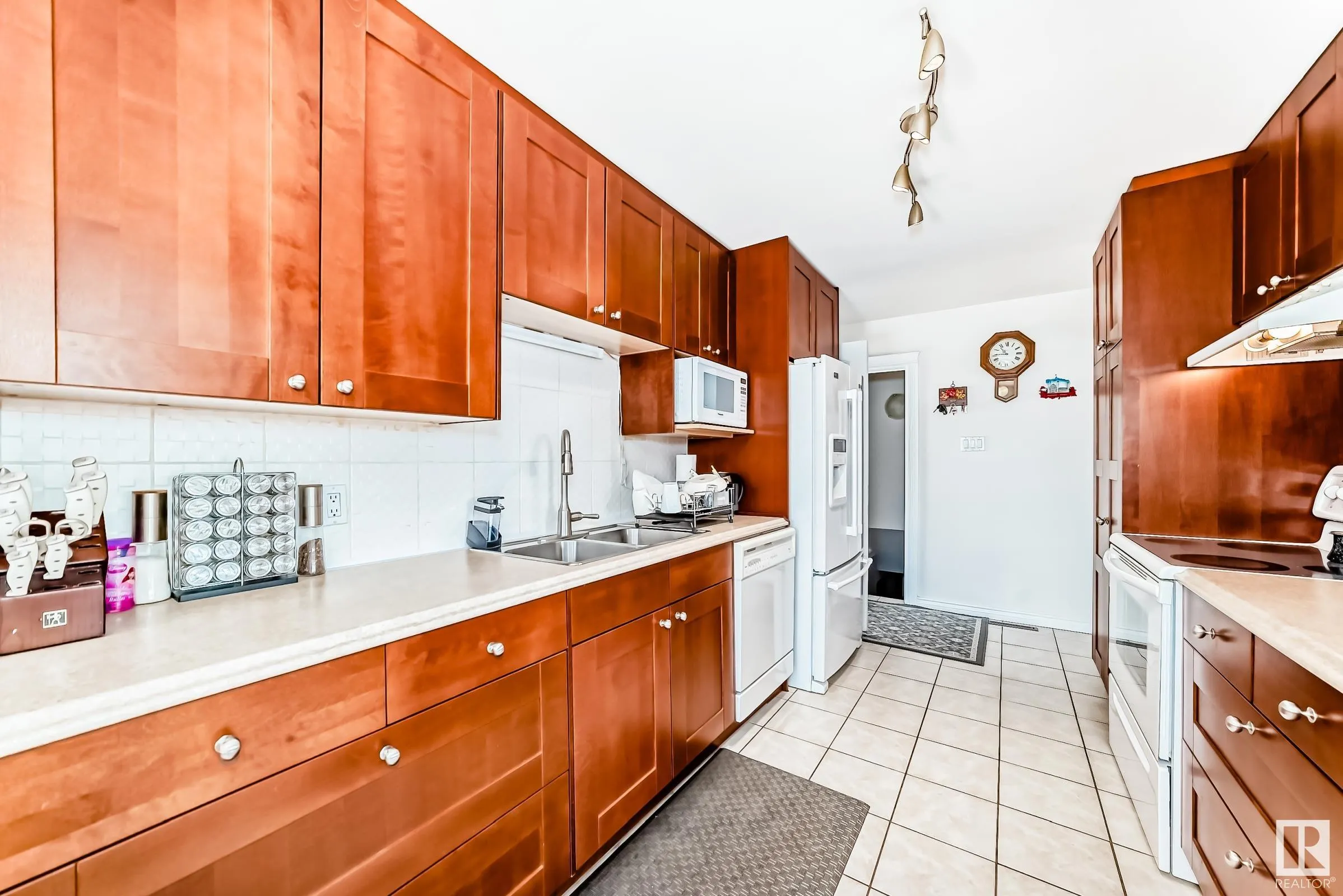 13410 134 Avenue