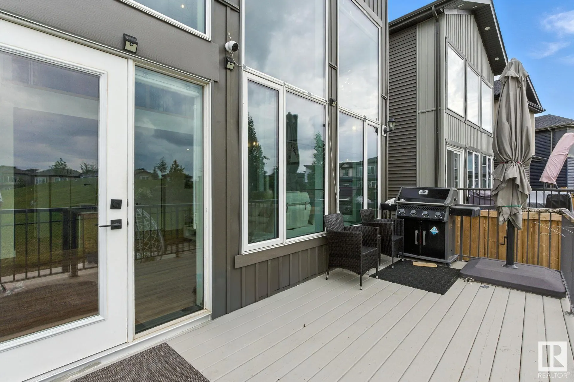 1048 GOLDFINCH Way