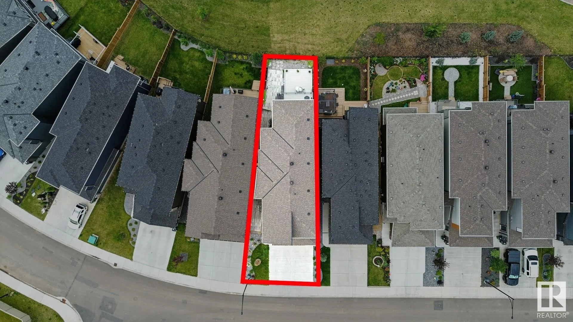 1048 GOLDFINCH Way