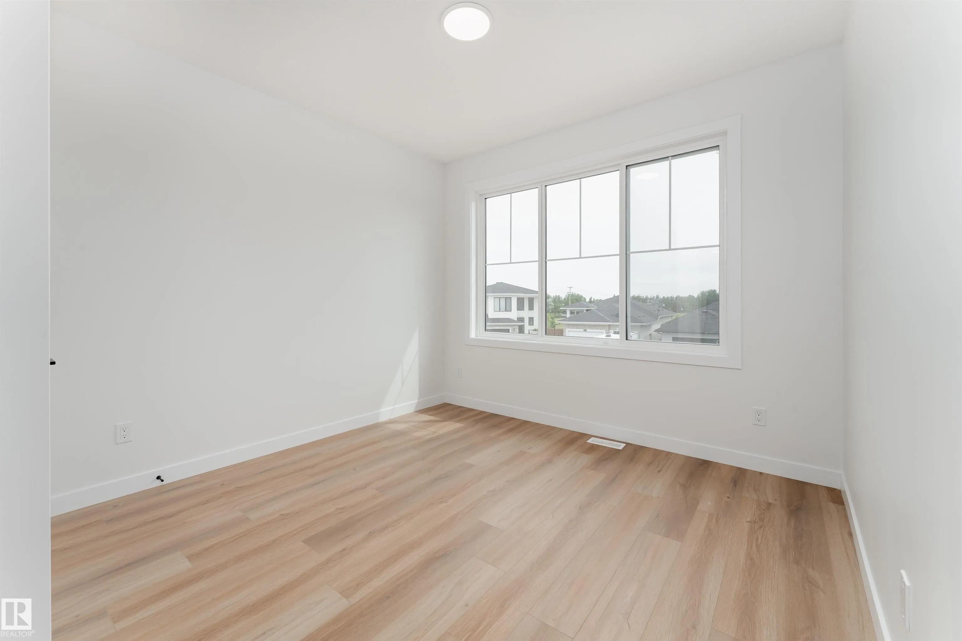 147 GRAYBRIAR Drive
