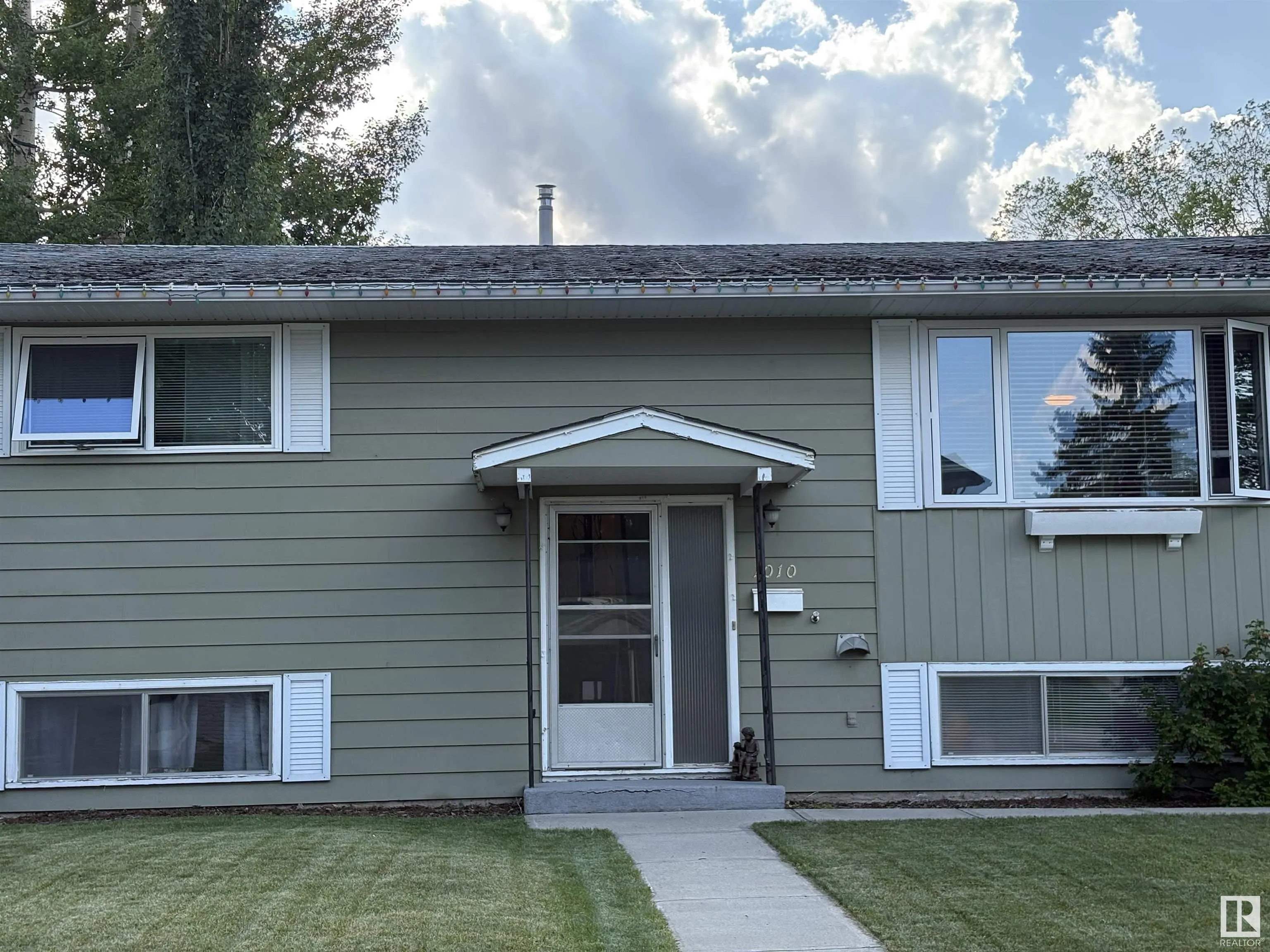 1010 Lueders Crescent