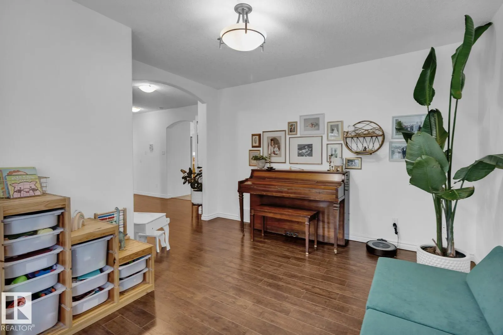436 RIVERPARK Drive