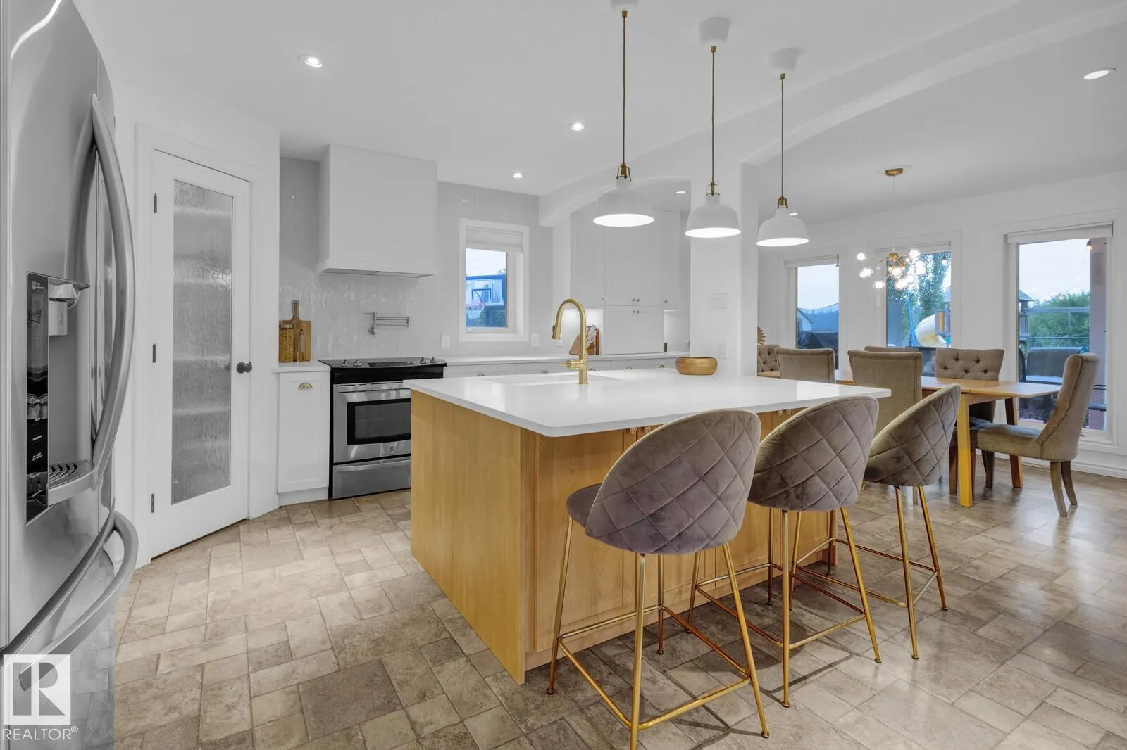 436 RIVERPARK Drive