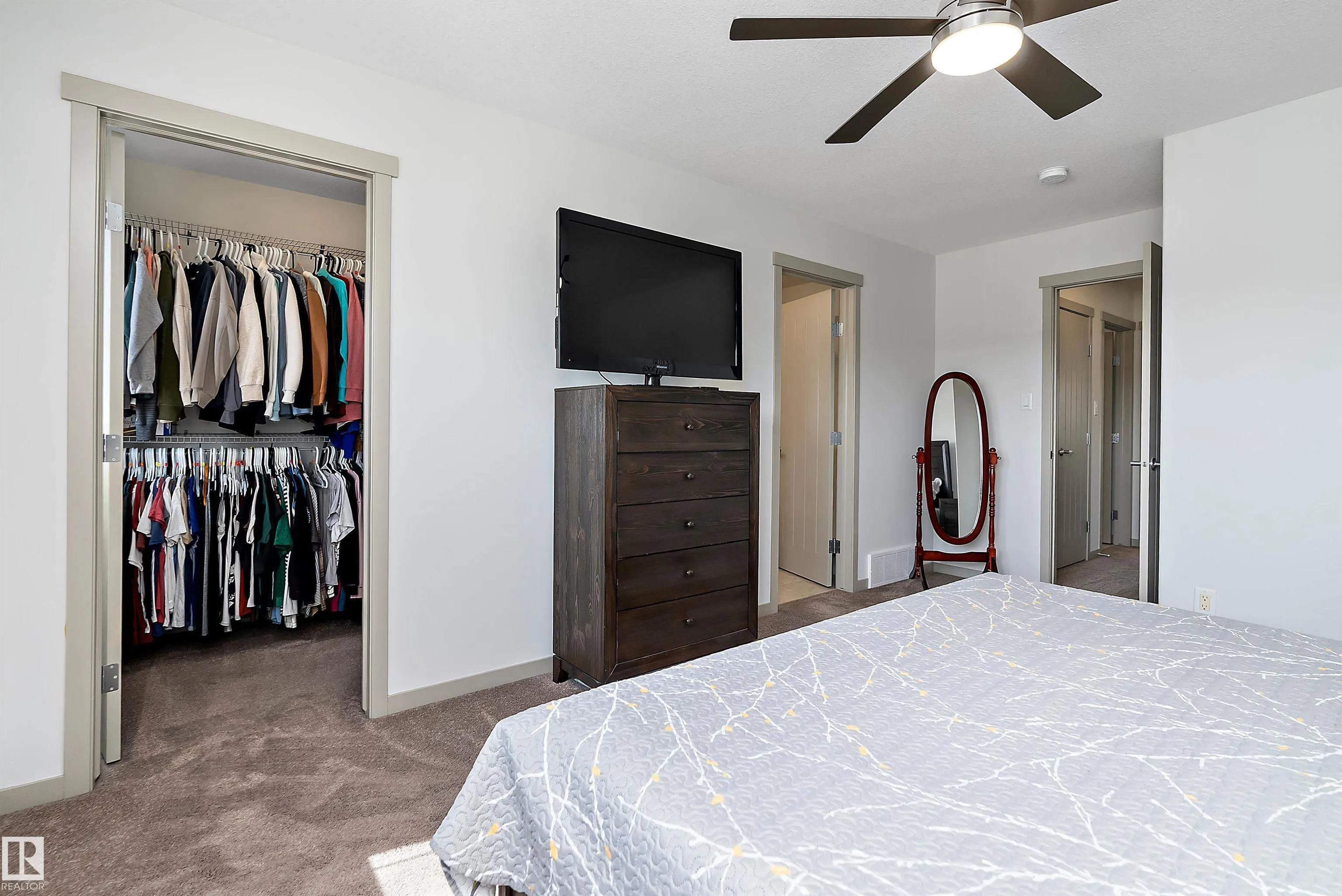 1817 WESTERRA Loop