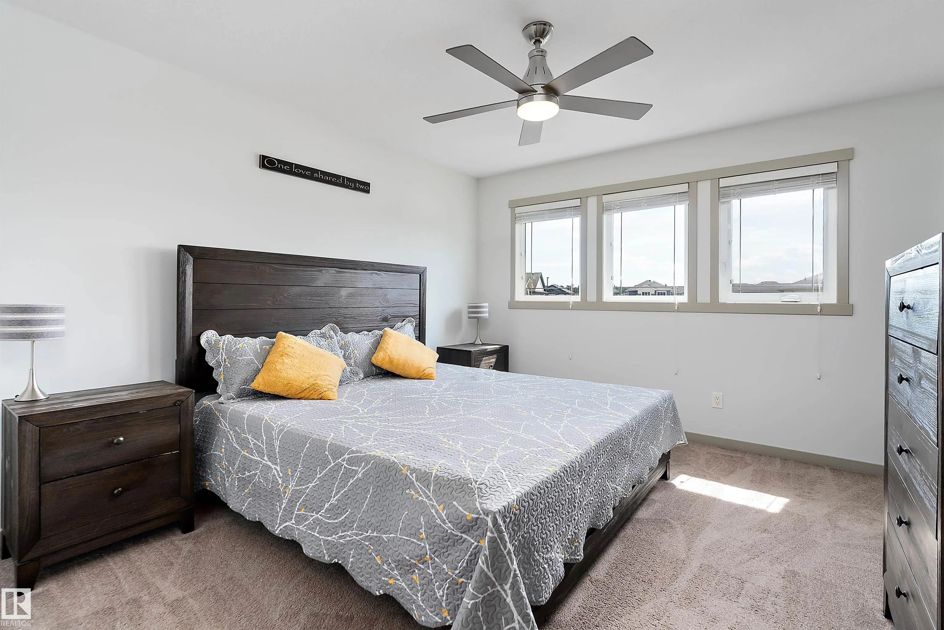 1817 WESTERRA Loop