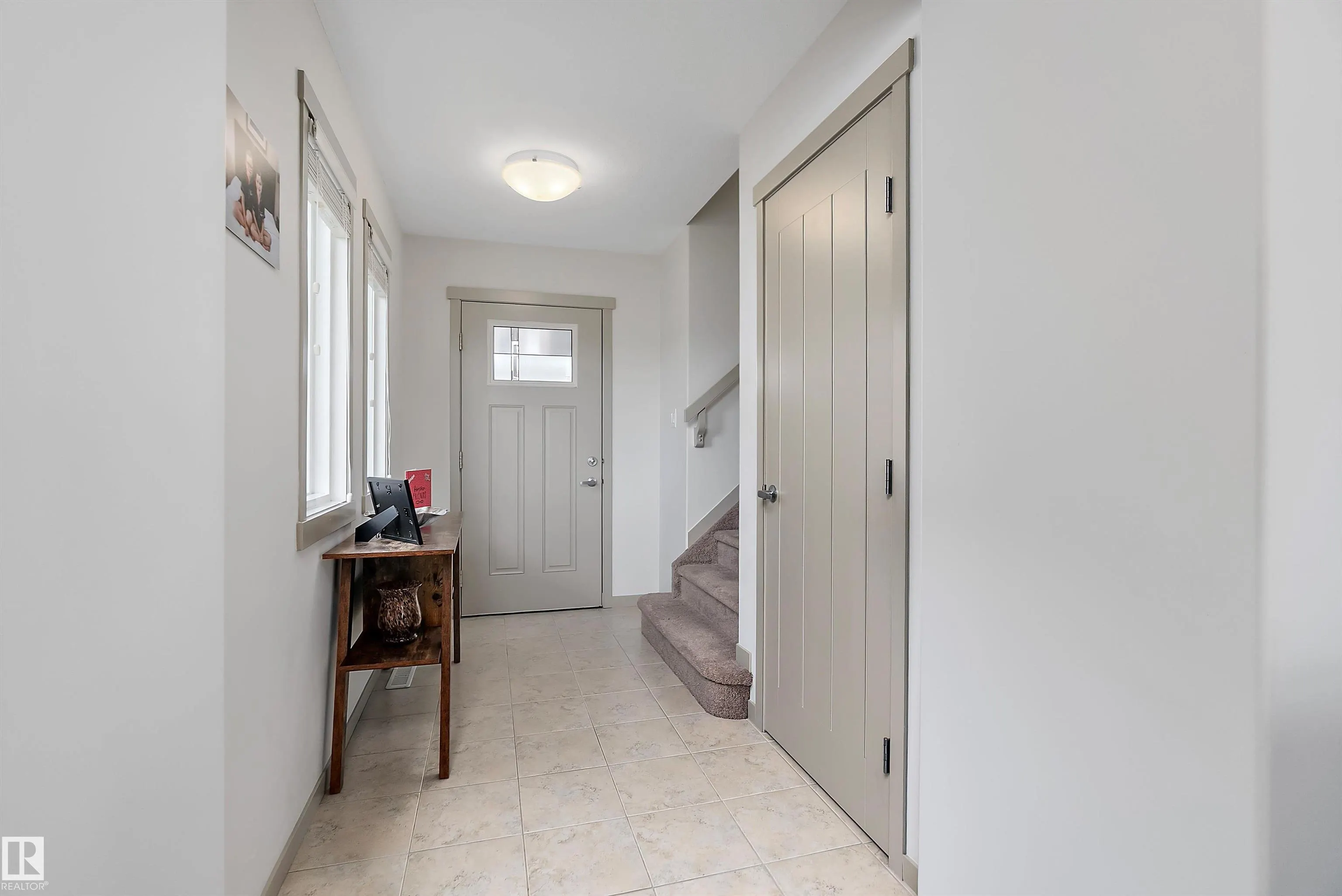 1817 WESTERRA Loop