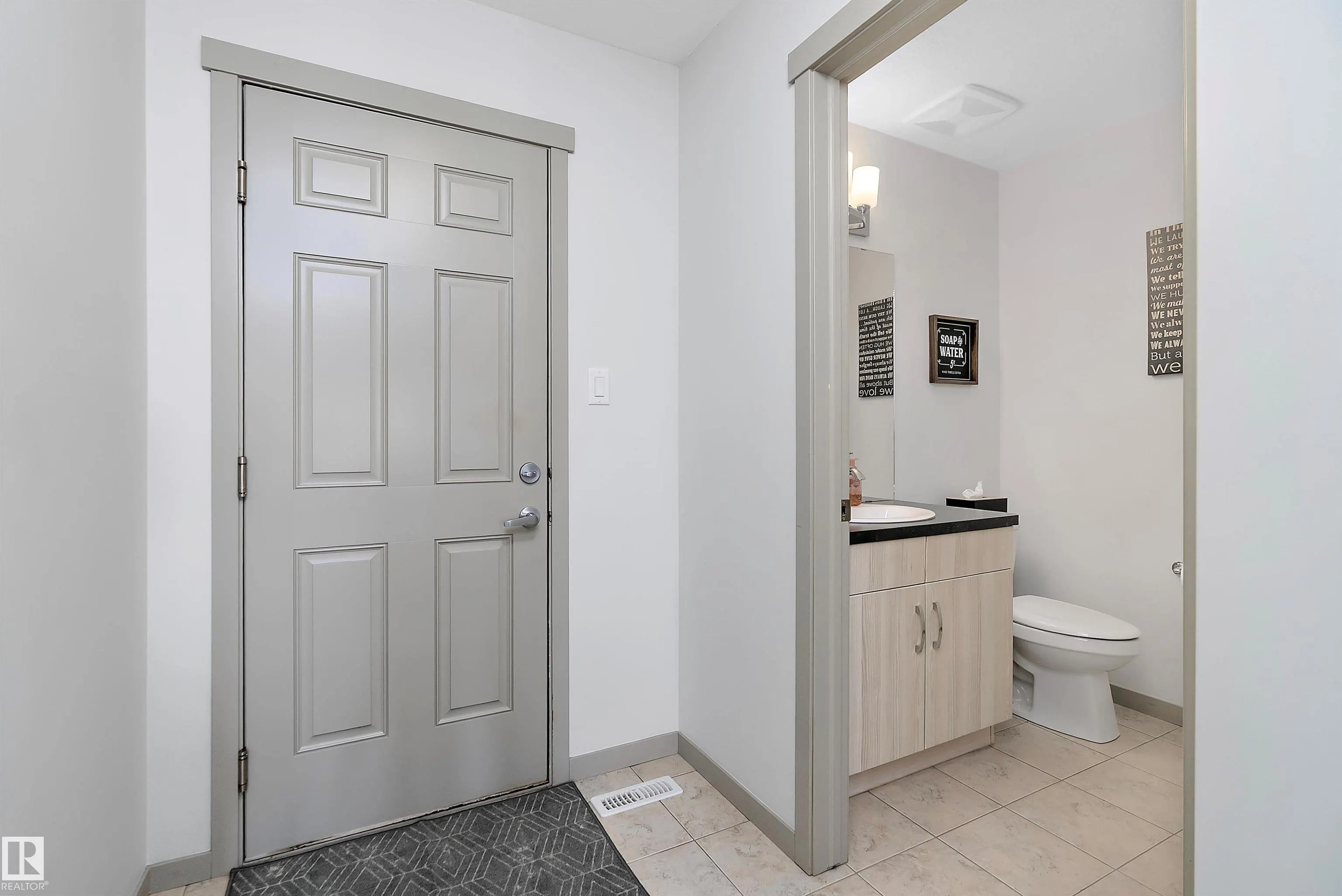 1817 WESTERRA Loop