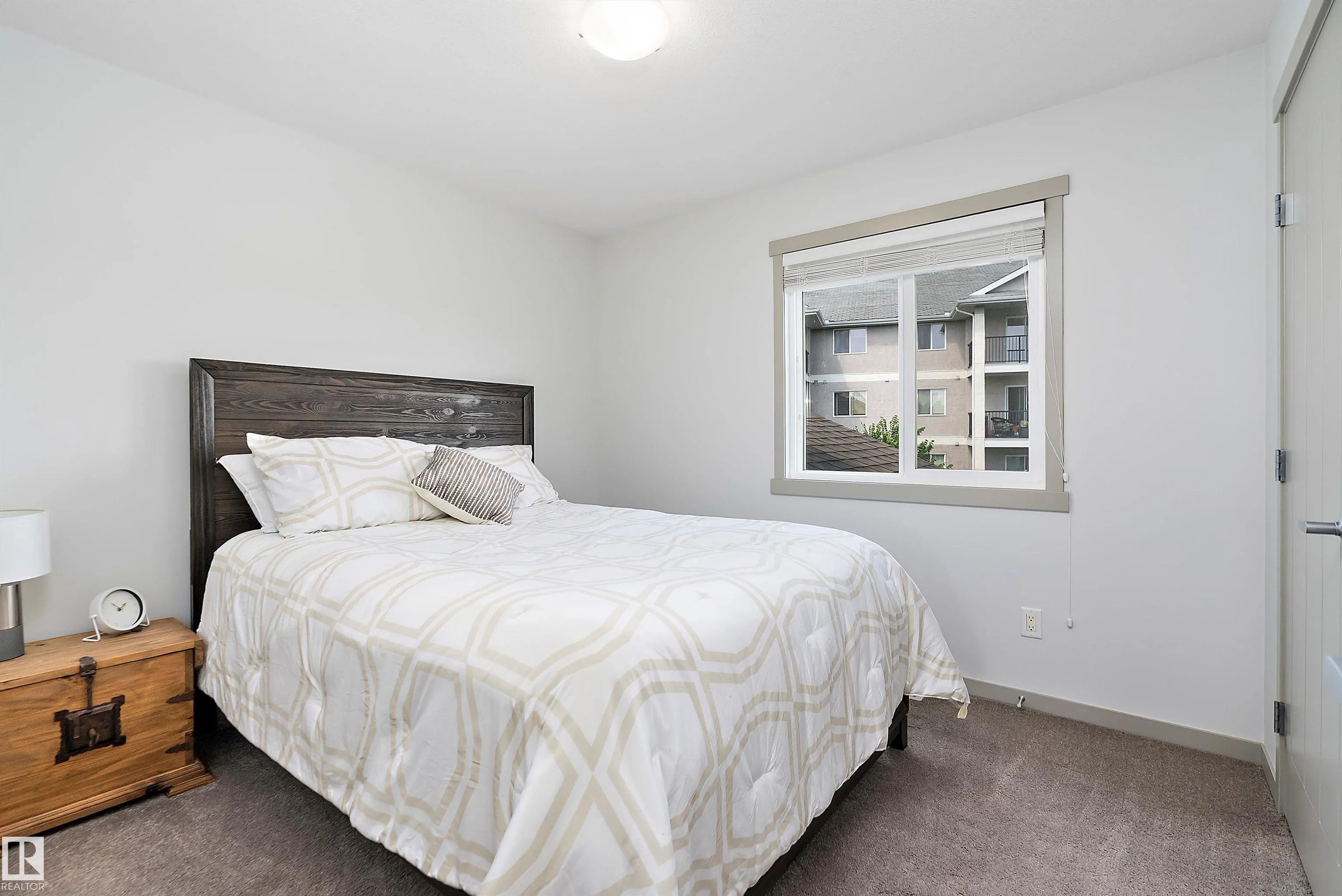 1817 WESTERRA Loop