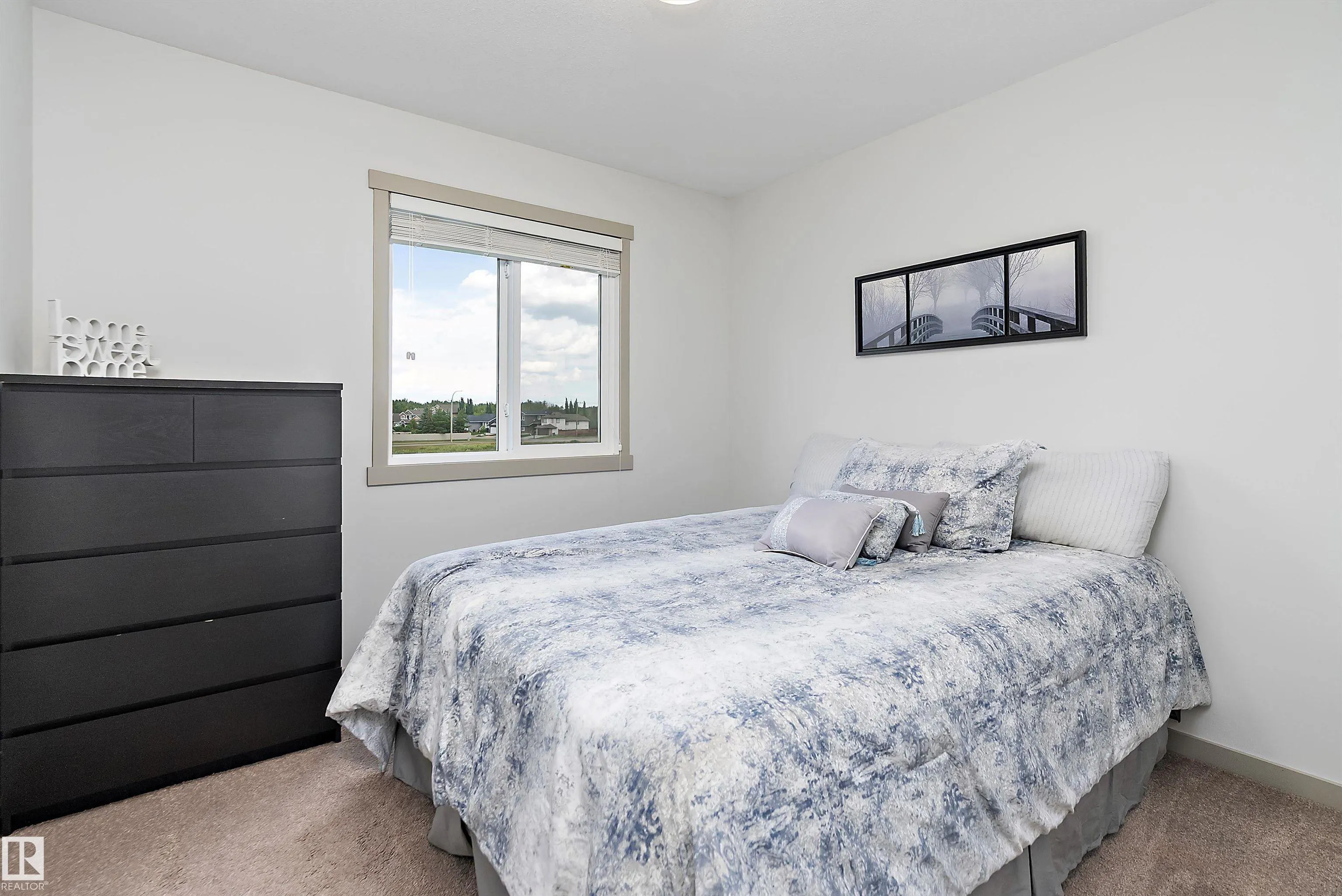 1817 WESTERRA Loop