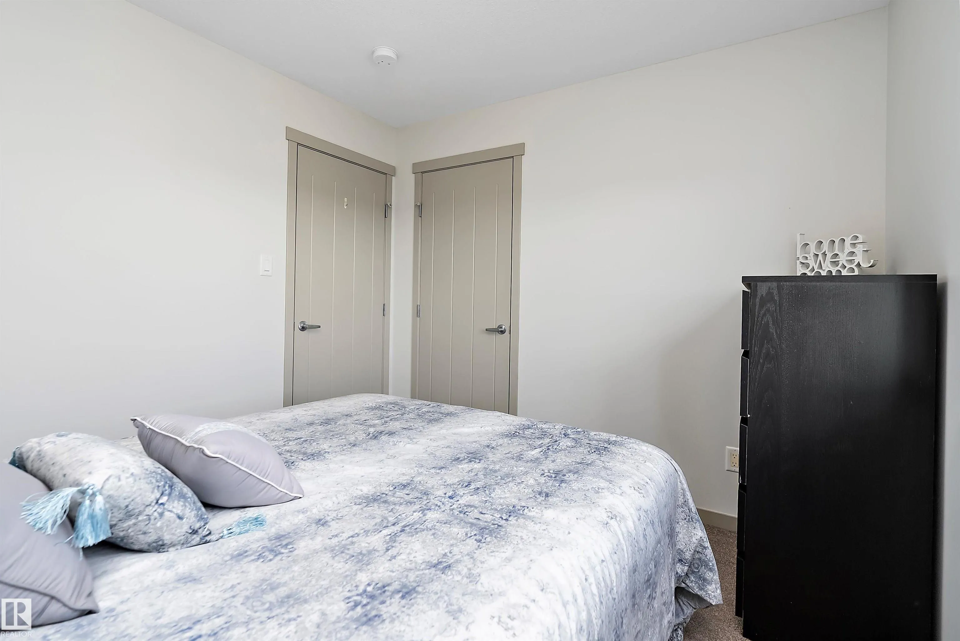 1817 WESTERRA Loop