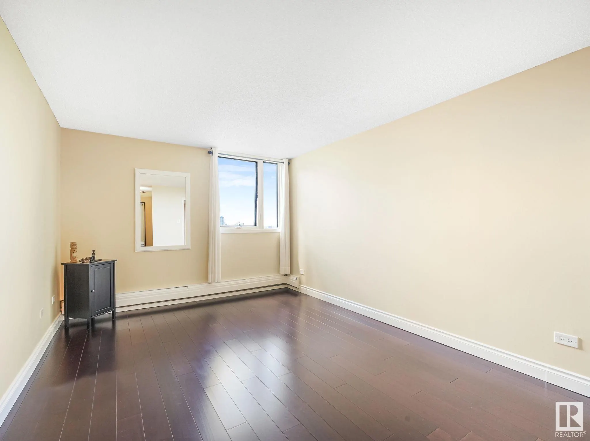 10135 Saskatchewan Drive