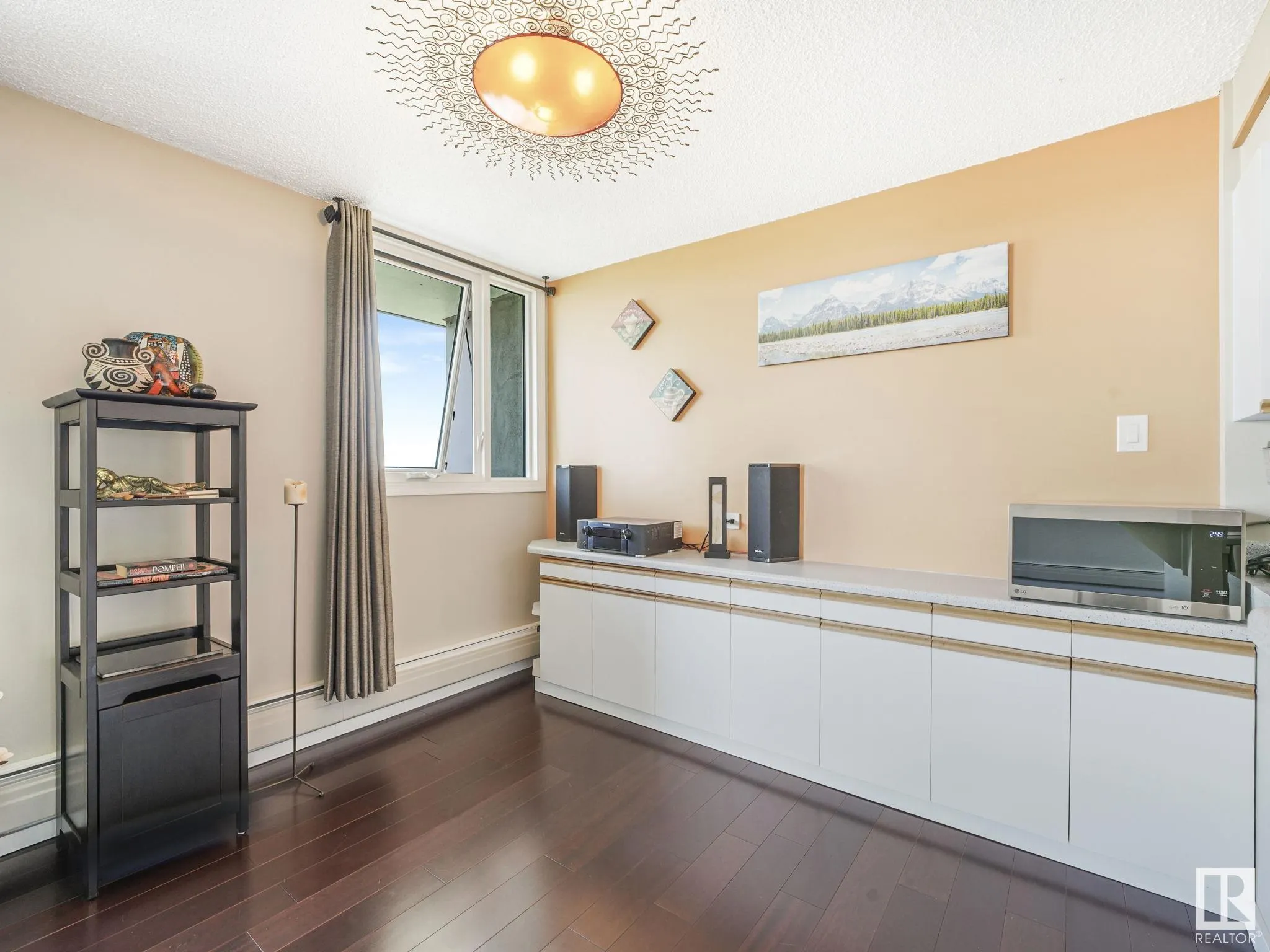 10135 Saskatchewan Drive