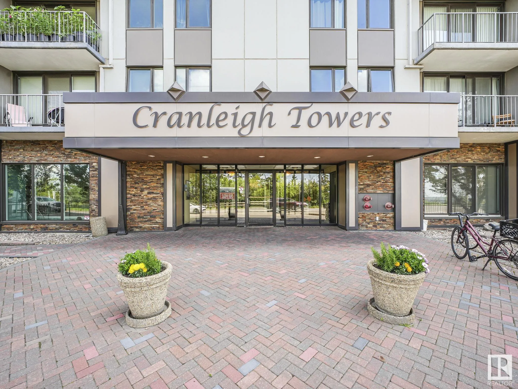 10135 Saskatchewan Drive