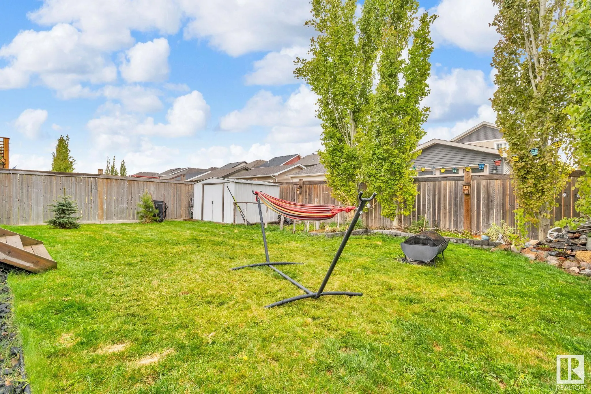 1426 CAREY Way