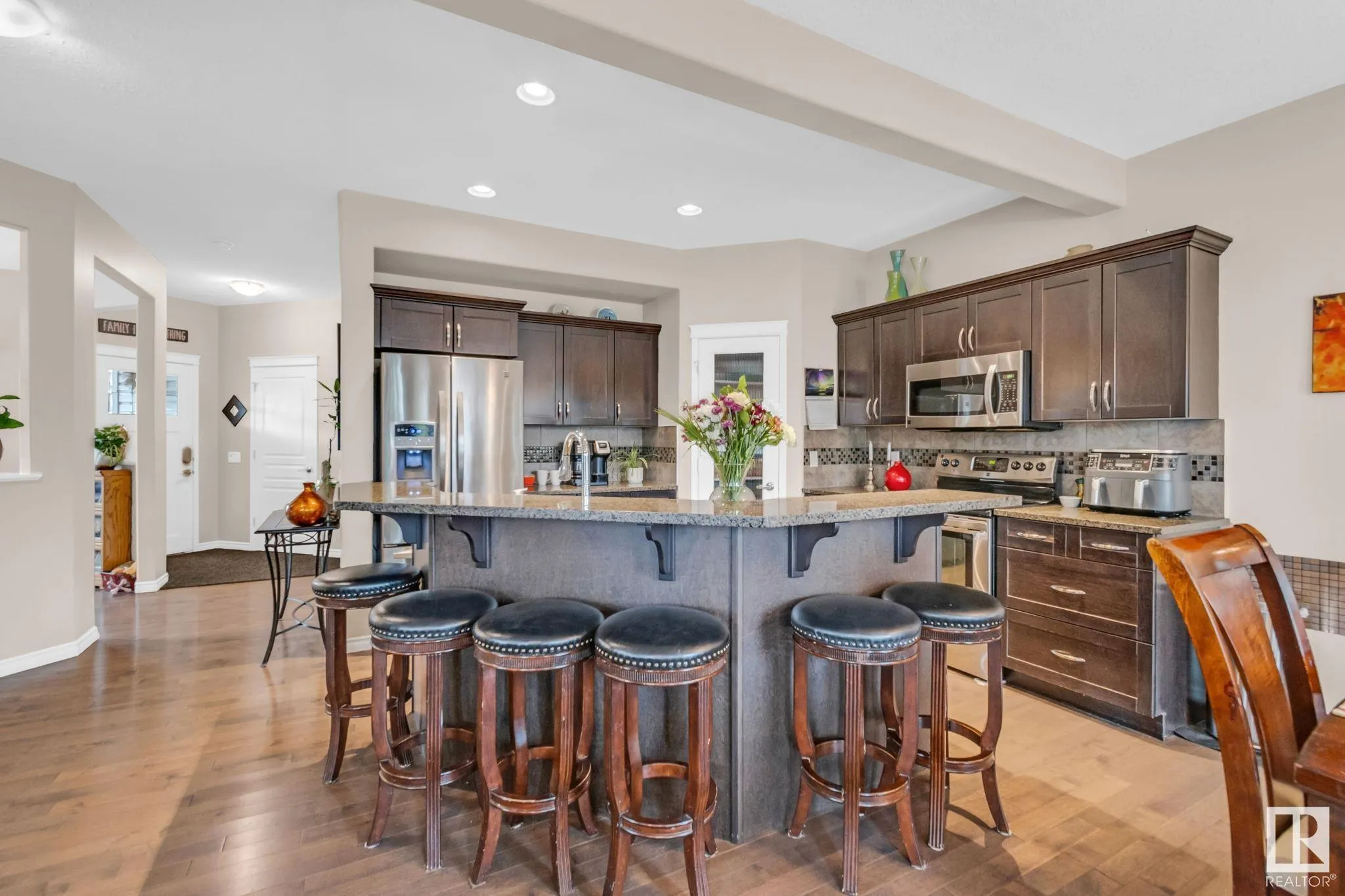 1426 CAREY Way