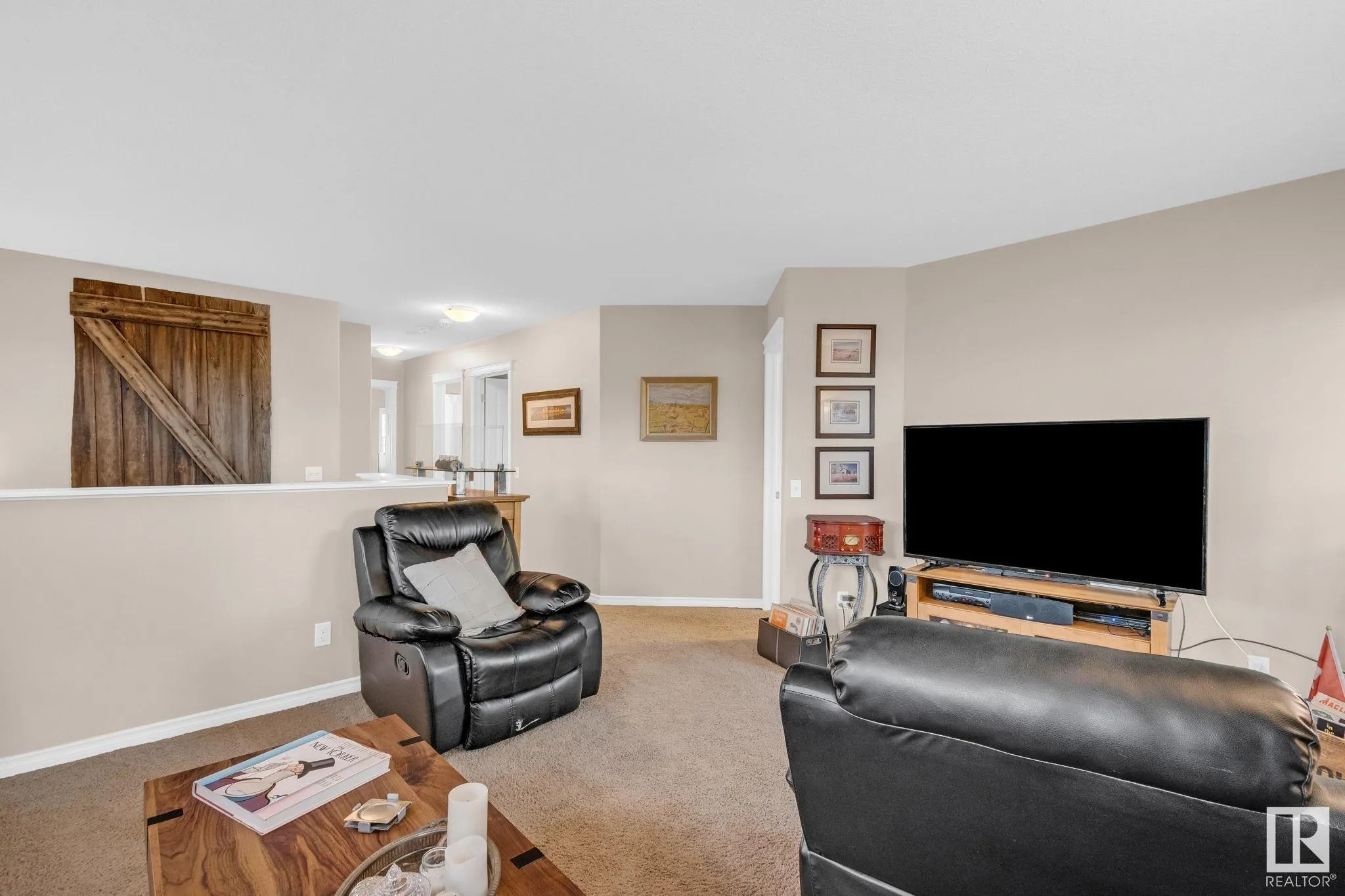 1426 CAREY Way