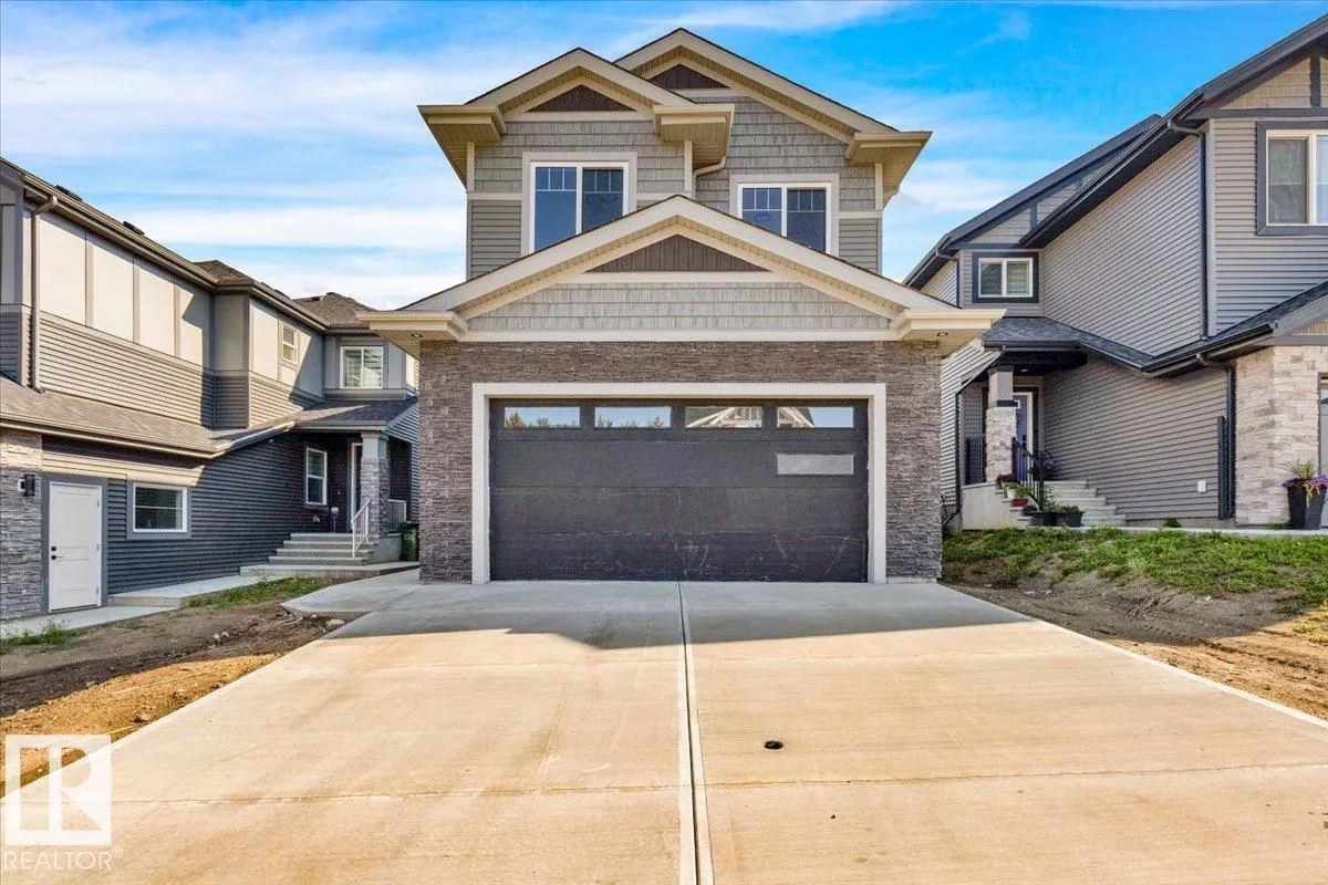 1154 GYRFALCON Crescent